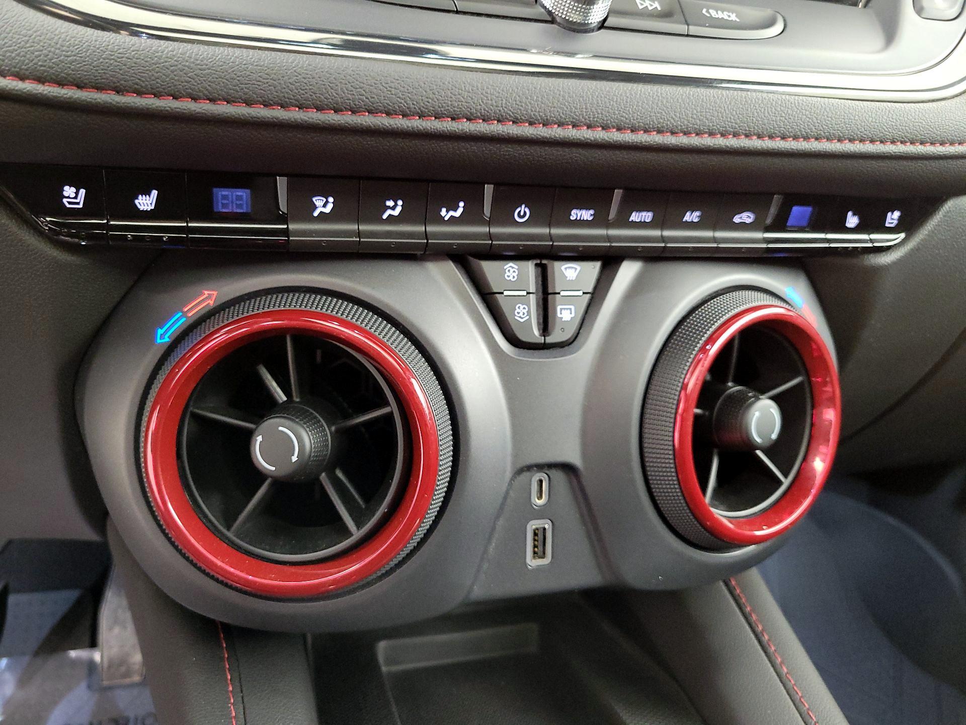 Thumbnail: 2023 Chevrolet Blazer - 16