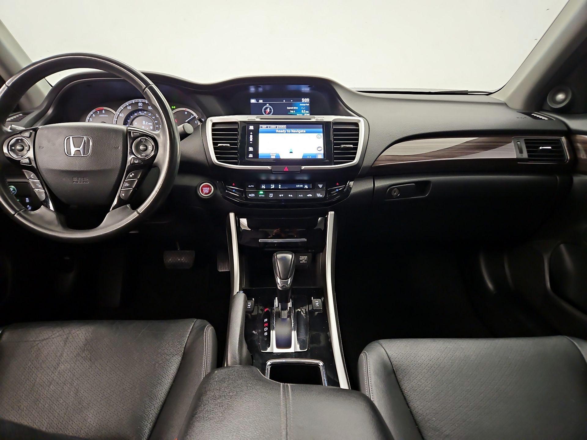 Thumbnail: 2017 Honda Accord - 9