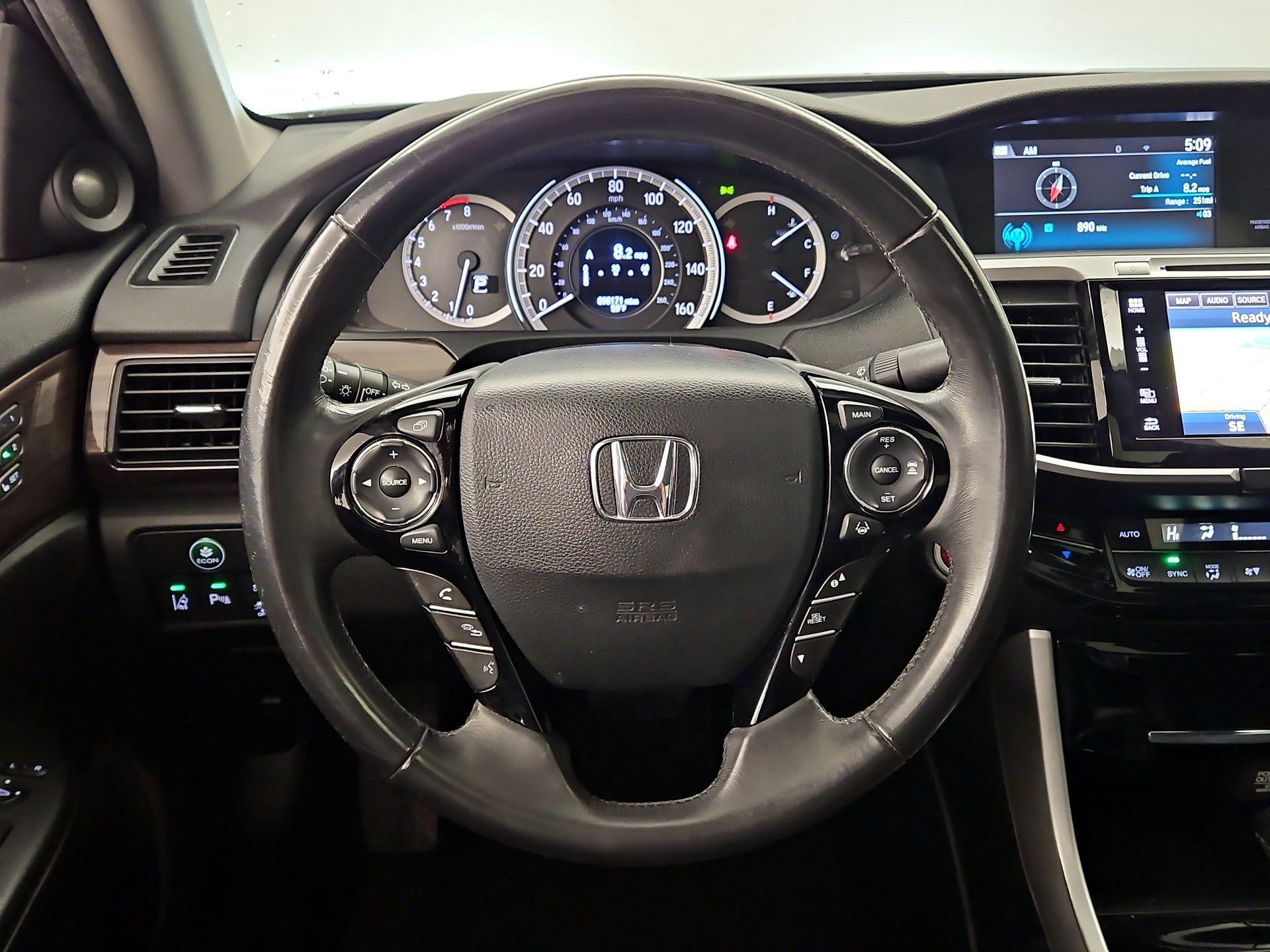 Thumbnail: 2017 Honda Accord - 10