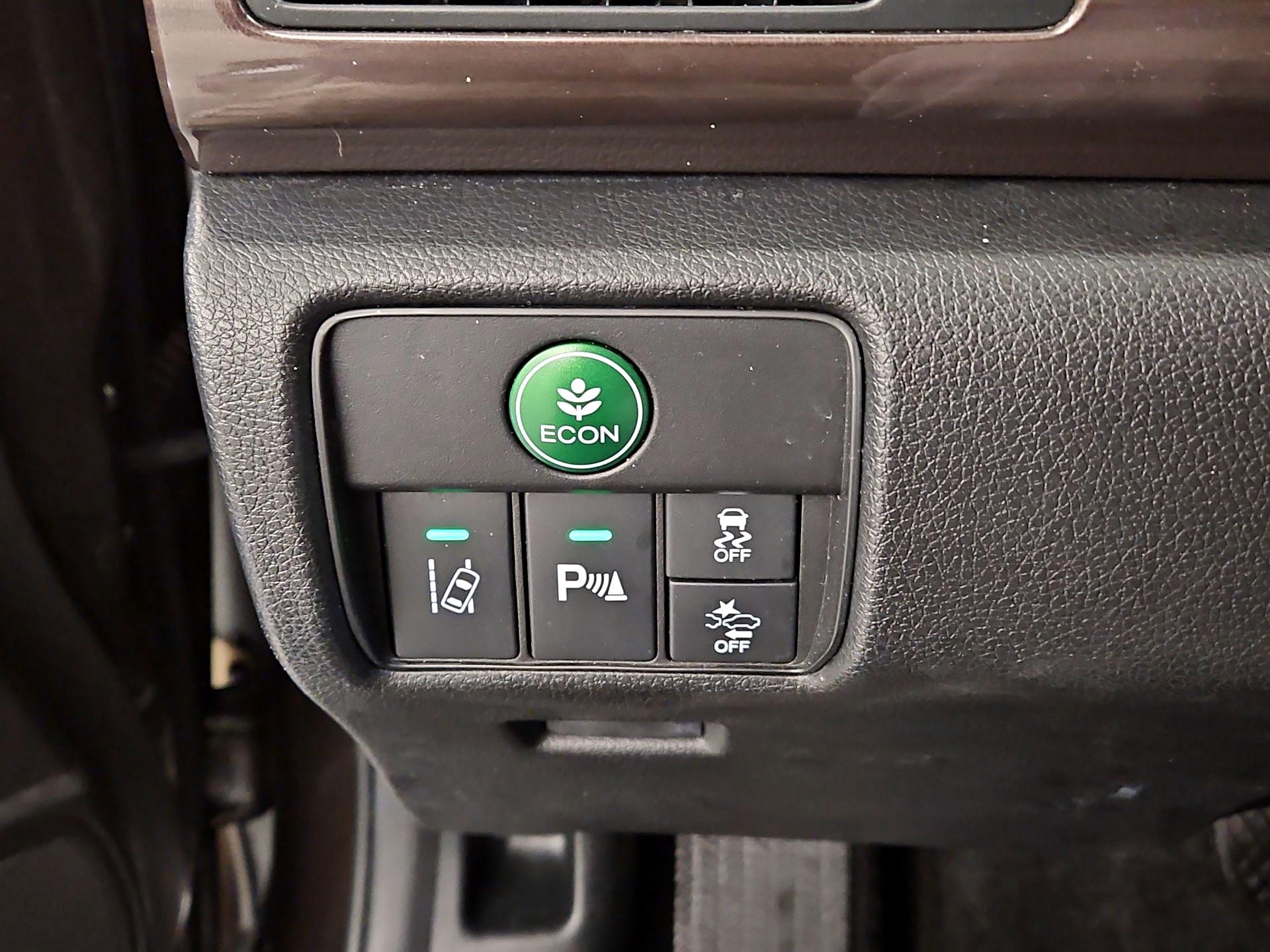 Thumbnail: 2017 Honda Accord - 13