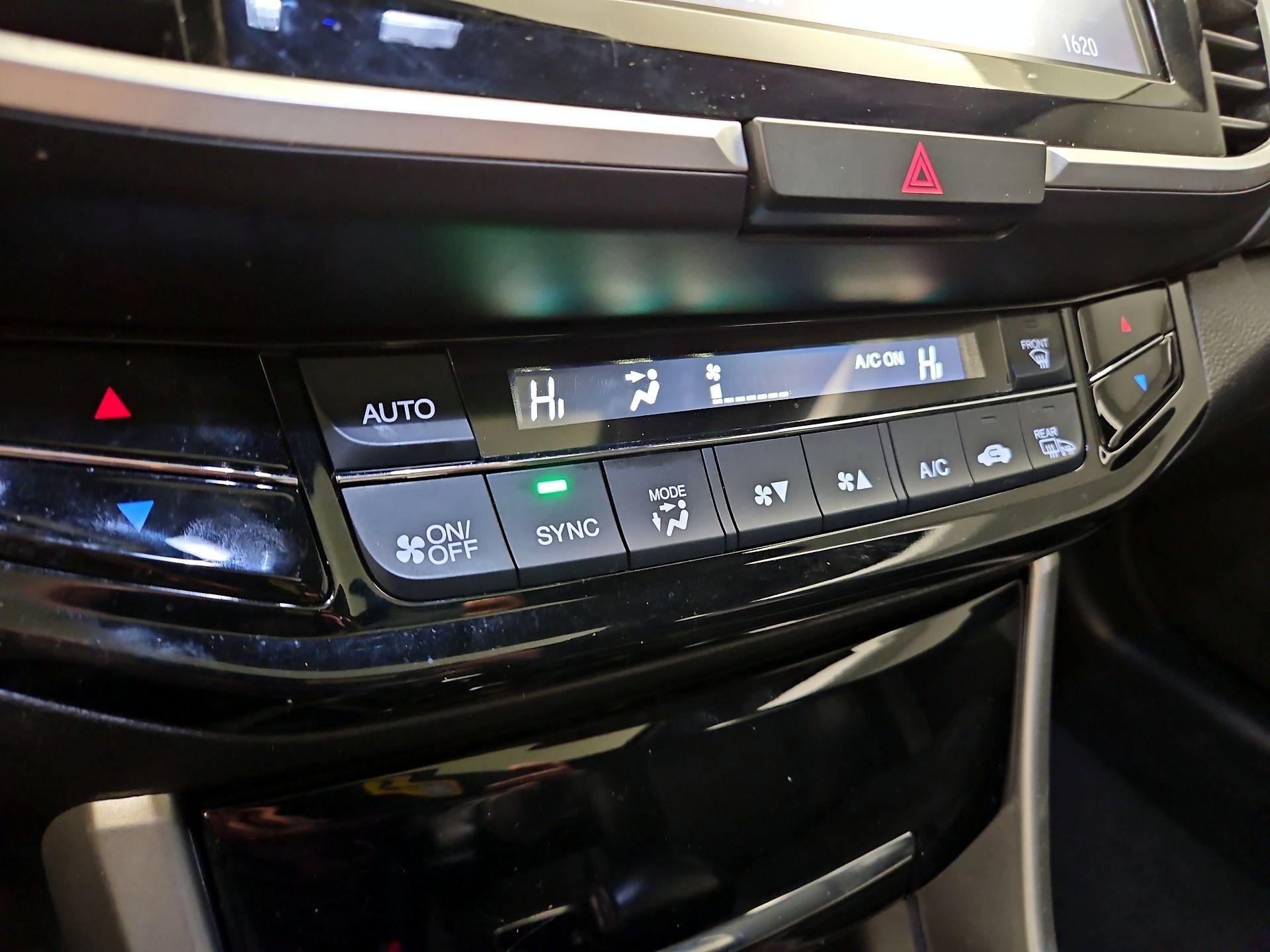 Thumbnail: 2017 Honda Accord - 17