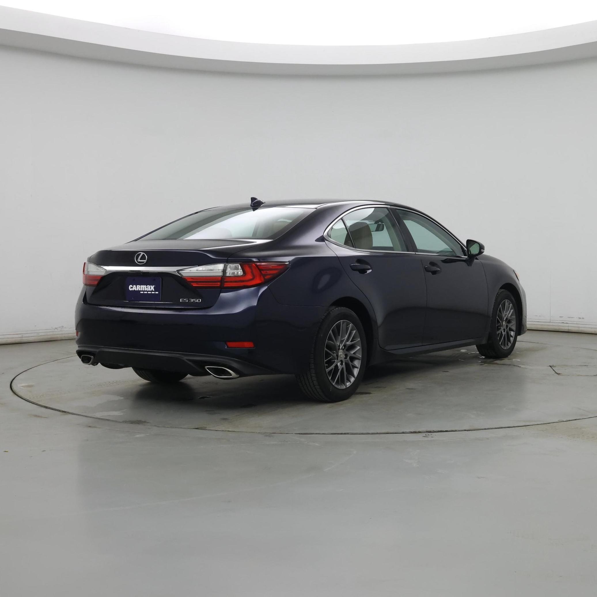 Thumbnail: 2016 Lexus ES - 8