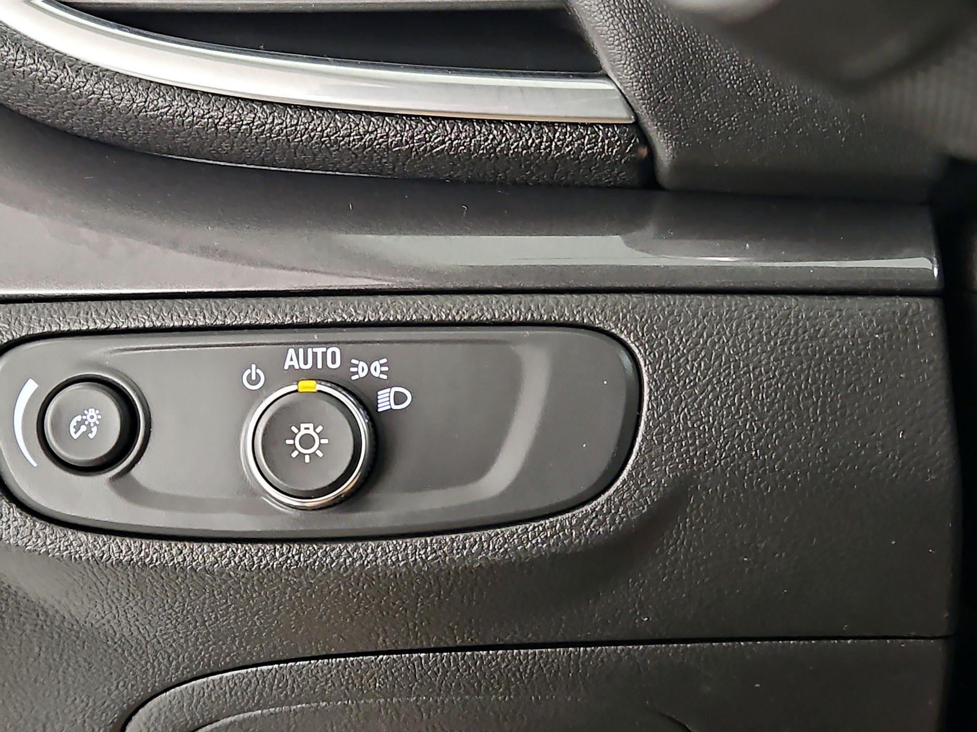 Thumbnail: 2022 Buick Encore - 13