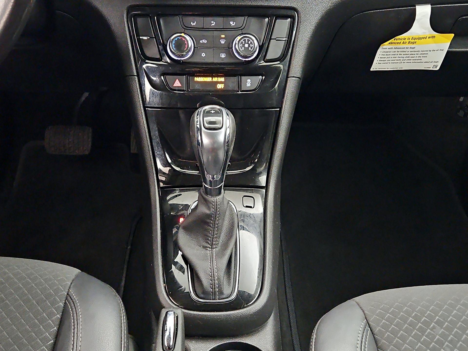 Thumbnail: 2022 Buick Encore - 17