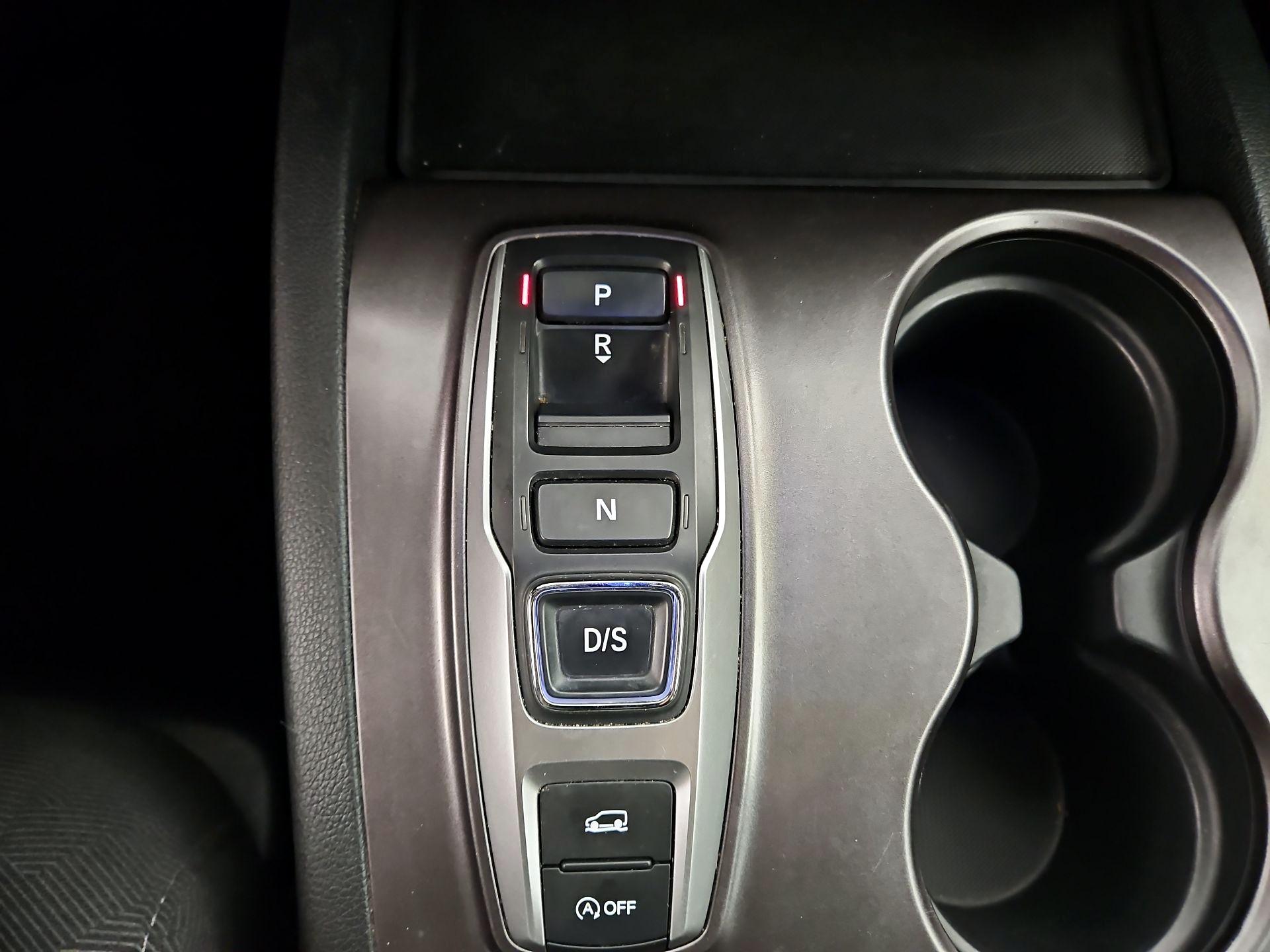 Thumbnail: 2022 Honda Pilot - 17