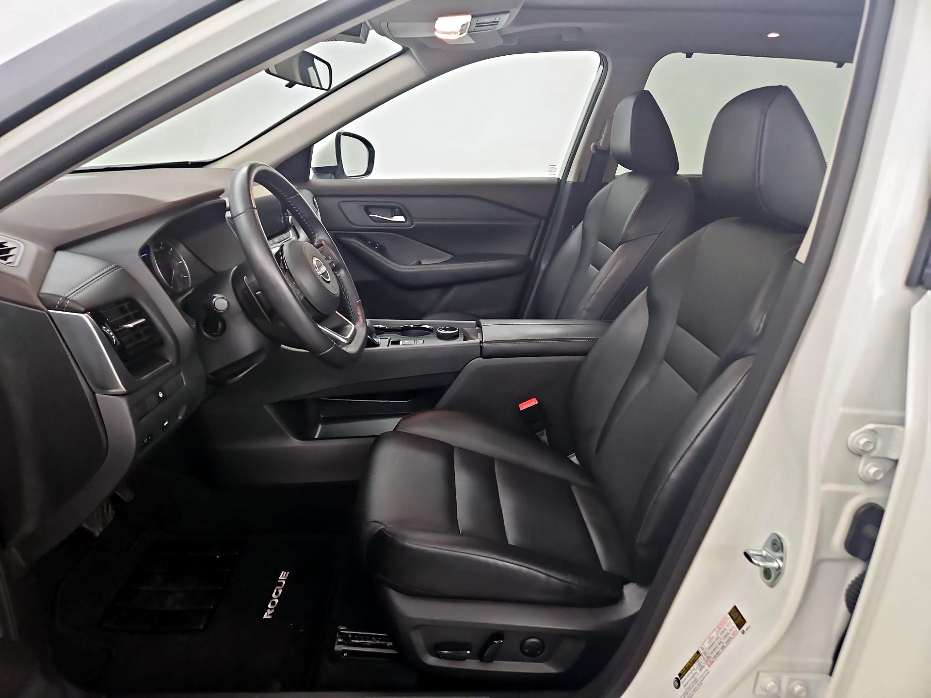 Thumbnail: 2023 Nissan Rogue - 11