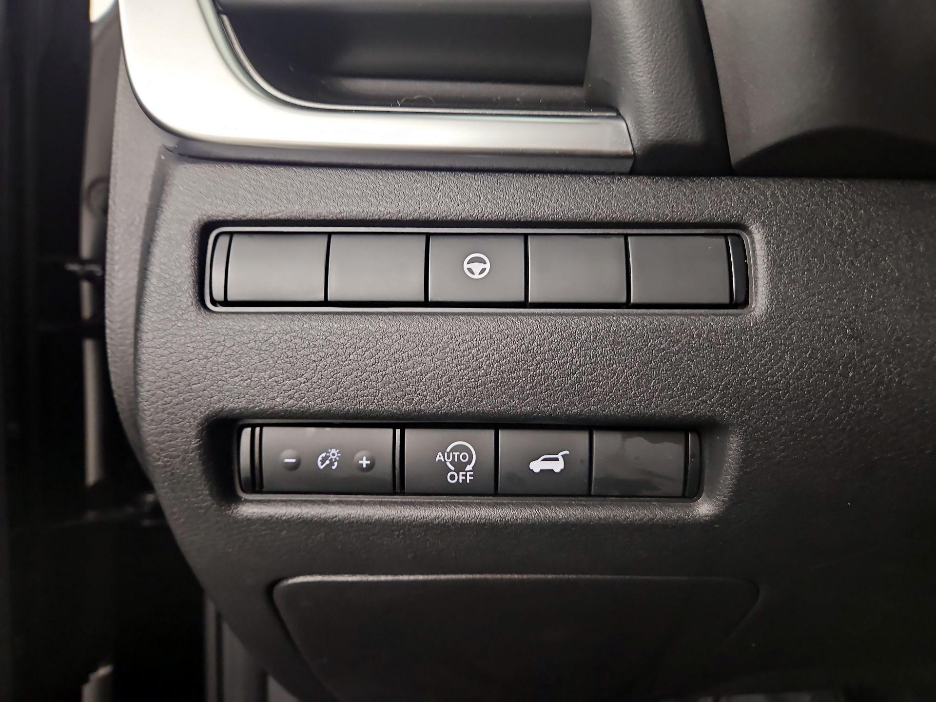 Thumbnail: 2023 Nissan Rogue - 13