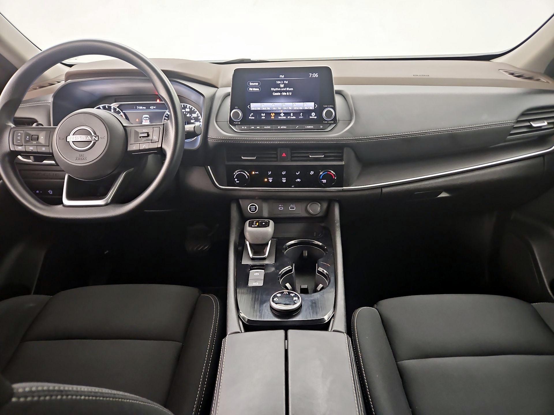 Thumbnail: 2023 Nissan Rogue - 9