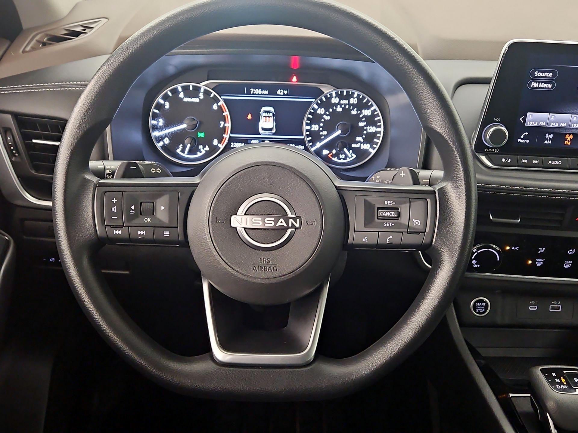 Thumbnail: 2023 Nissan Rogue - 10