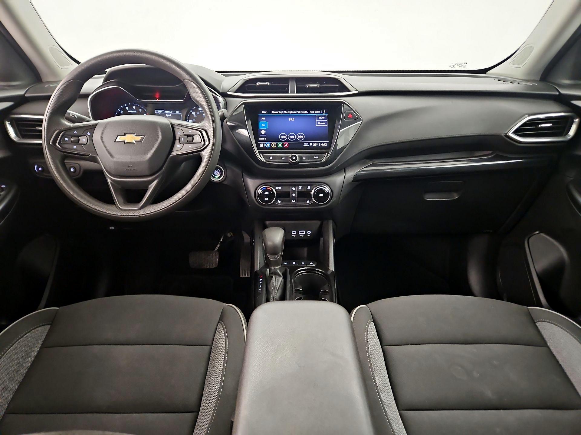 Thumbnail: 2023 Chevrolet TrailBlazer - 9