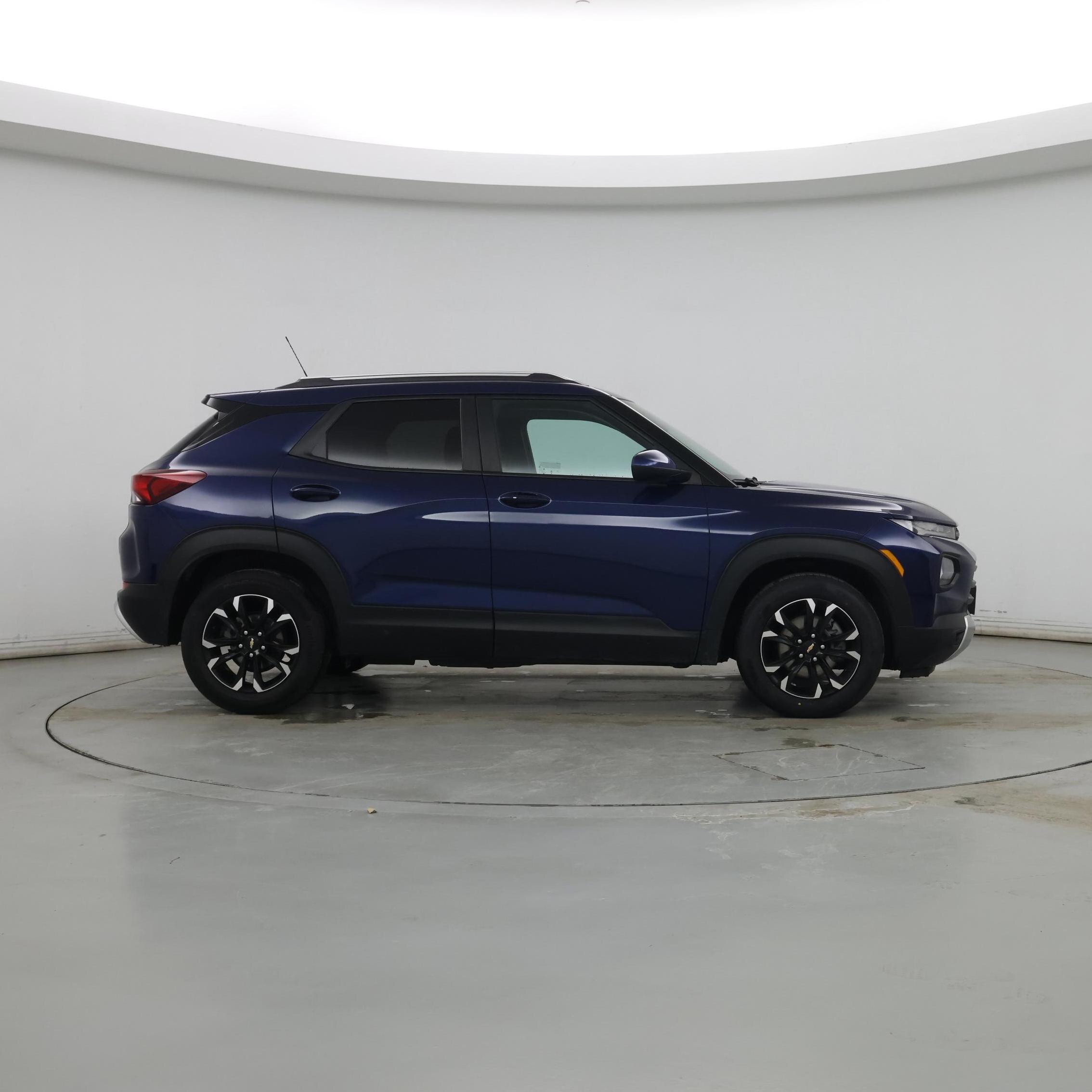 Thumbnail: 2023 Chevrolet TrailBlazer - 7