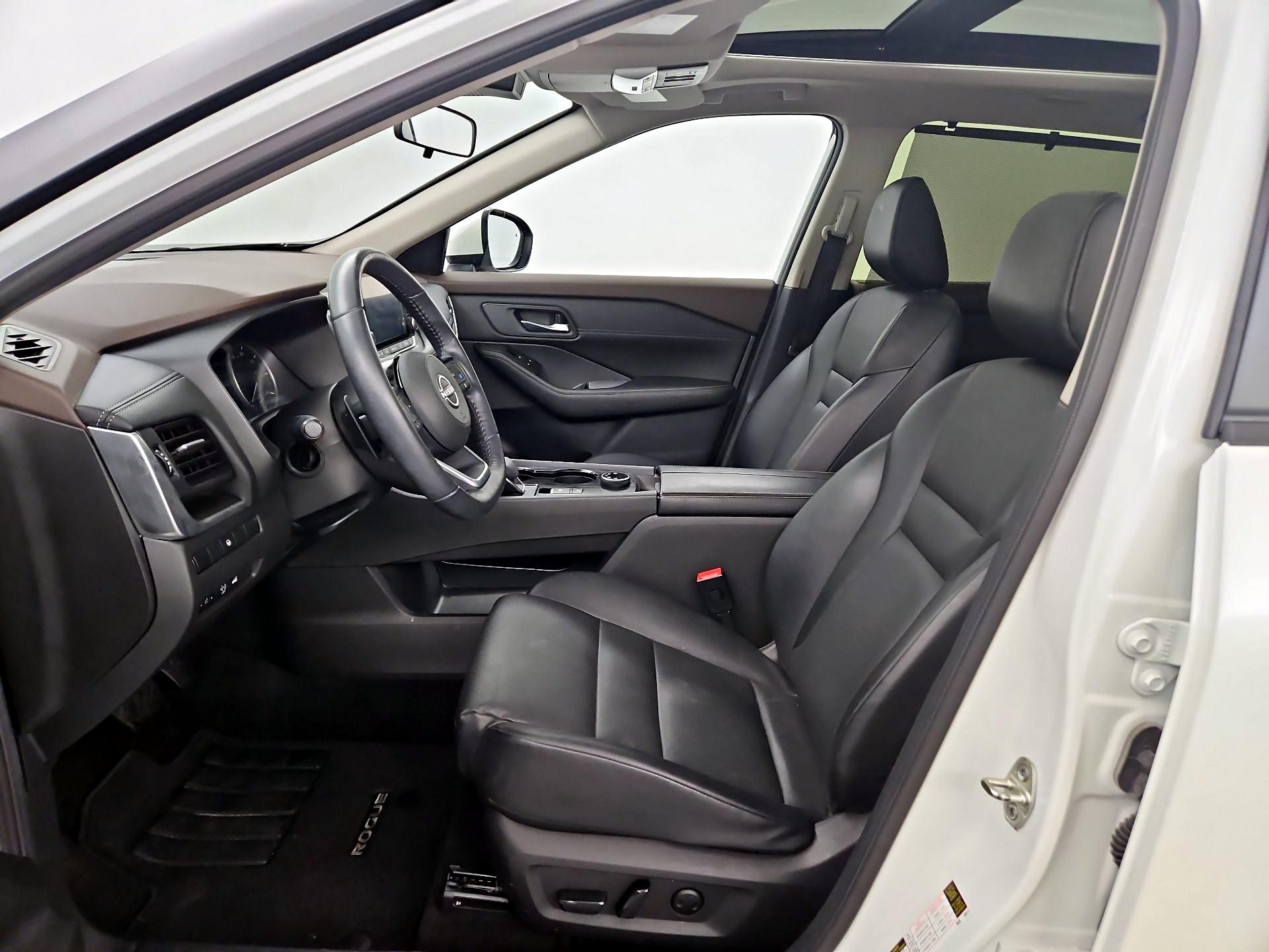 Thumbnail: 2023 Nissan Rogue - 11