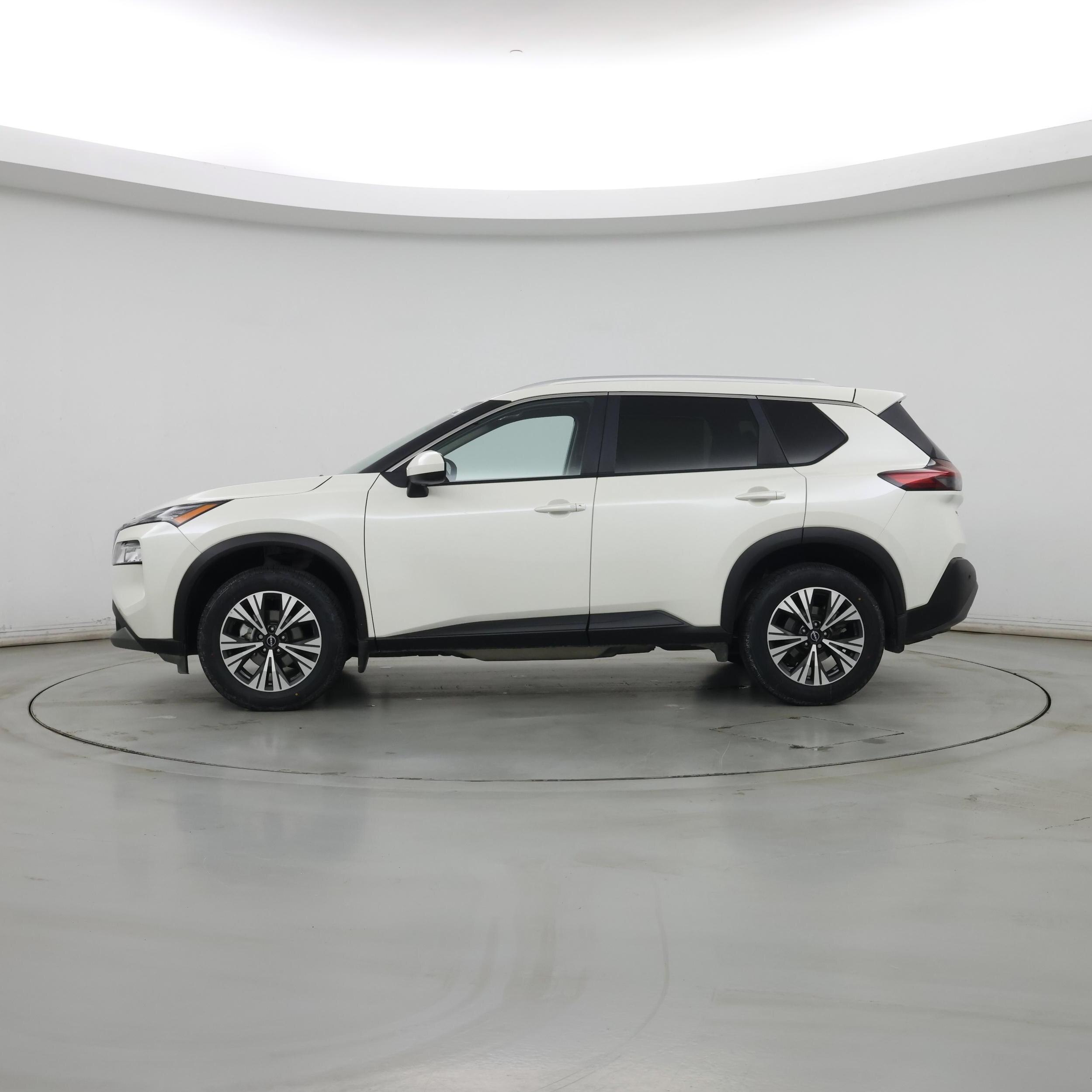 Thumbnail: 2023 Nissan Rogue - 3