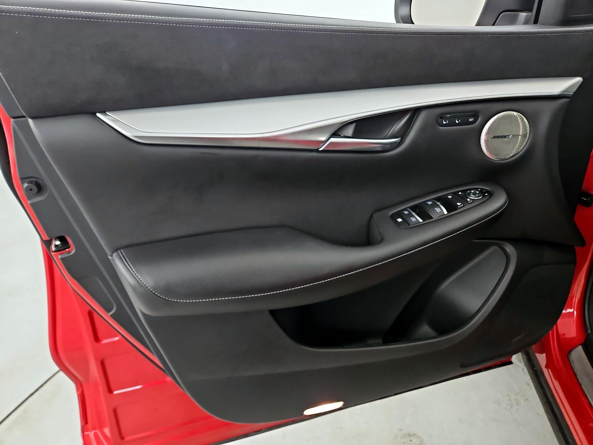 Thumbnail: 2022 INFINITI QX50 - 12