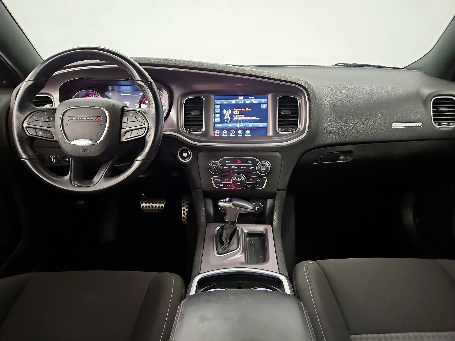 Thumbnail: 2022 Dodge Charger - 9