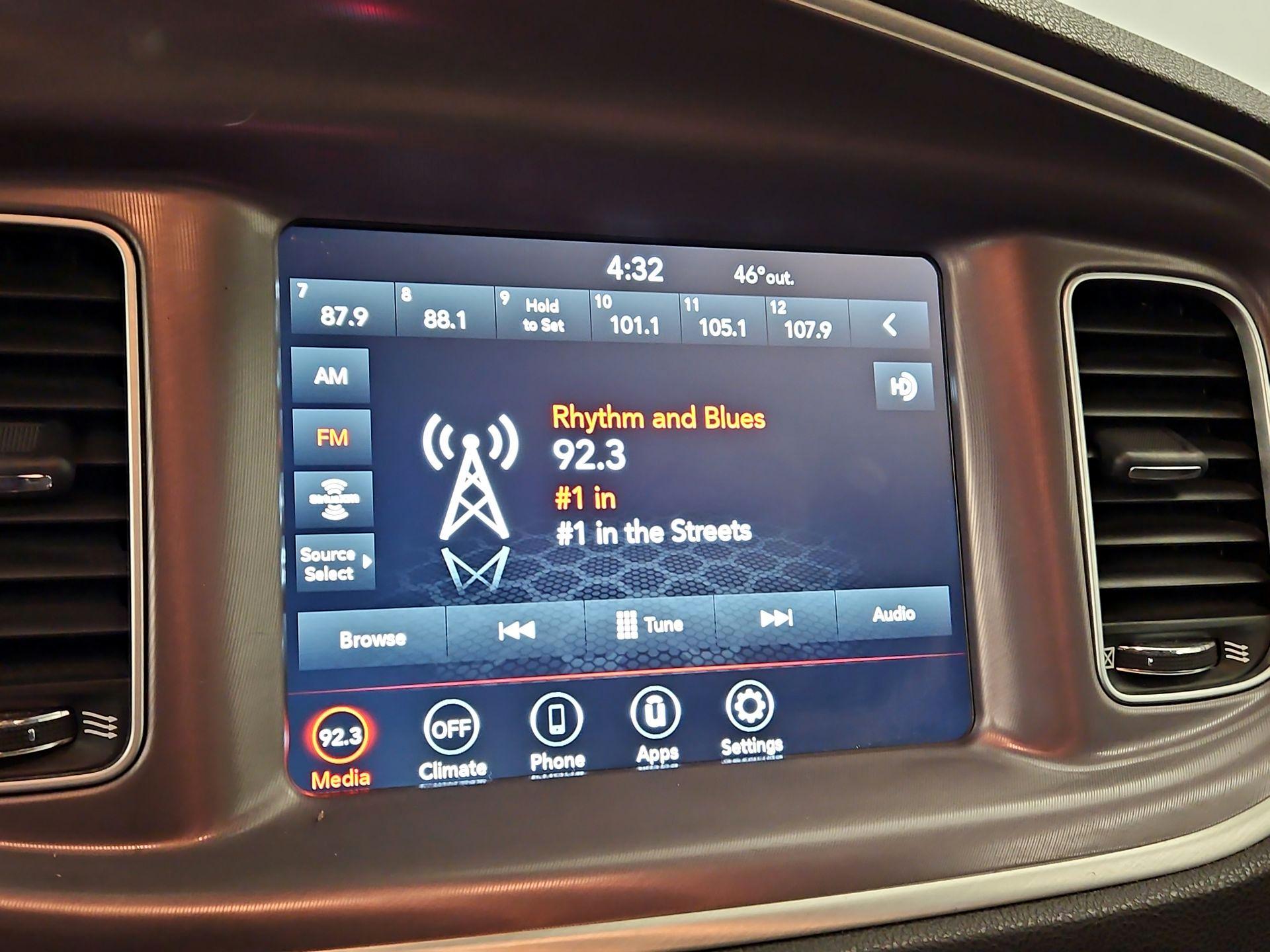 Thumbnail: 2022 Dodge Charger - 15