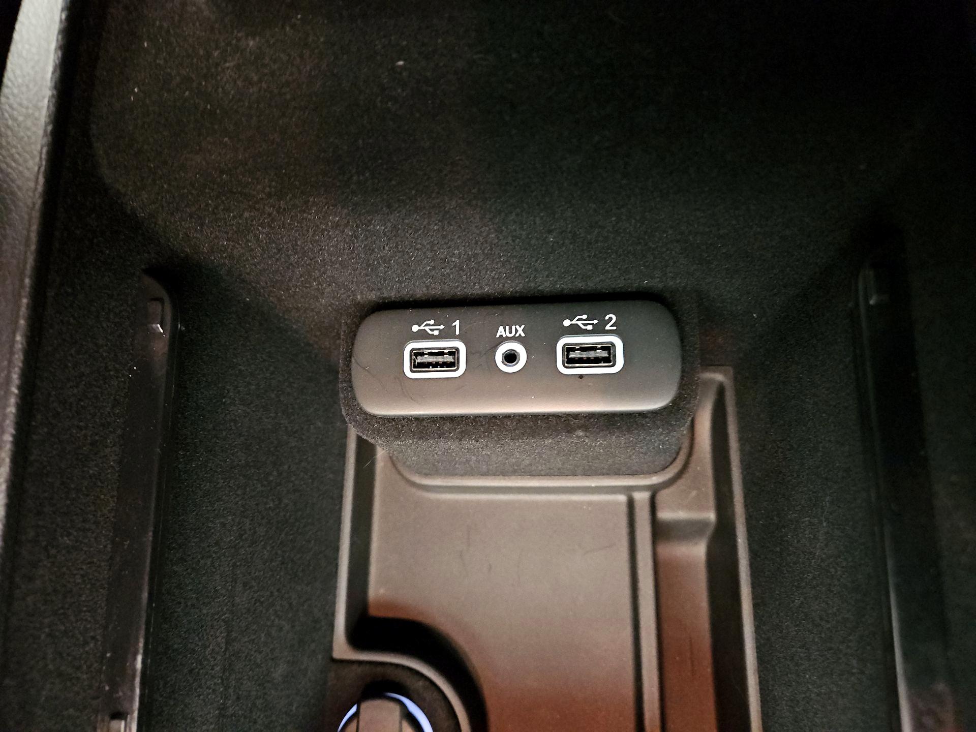 Thumbnail: 2022 Dodge Charger - 18