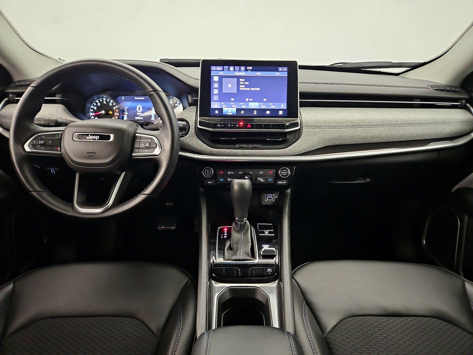 Thumbnail: 2022 Jeep Compass - 9