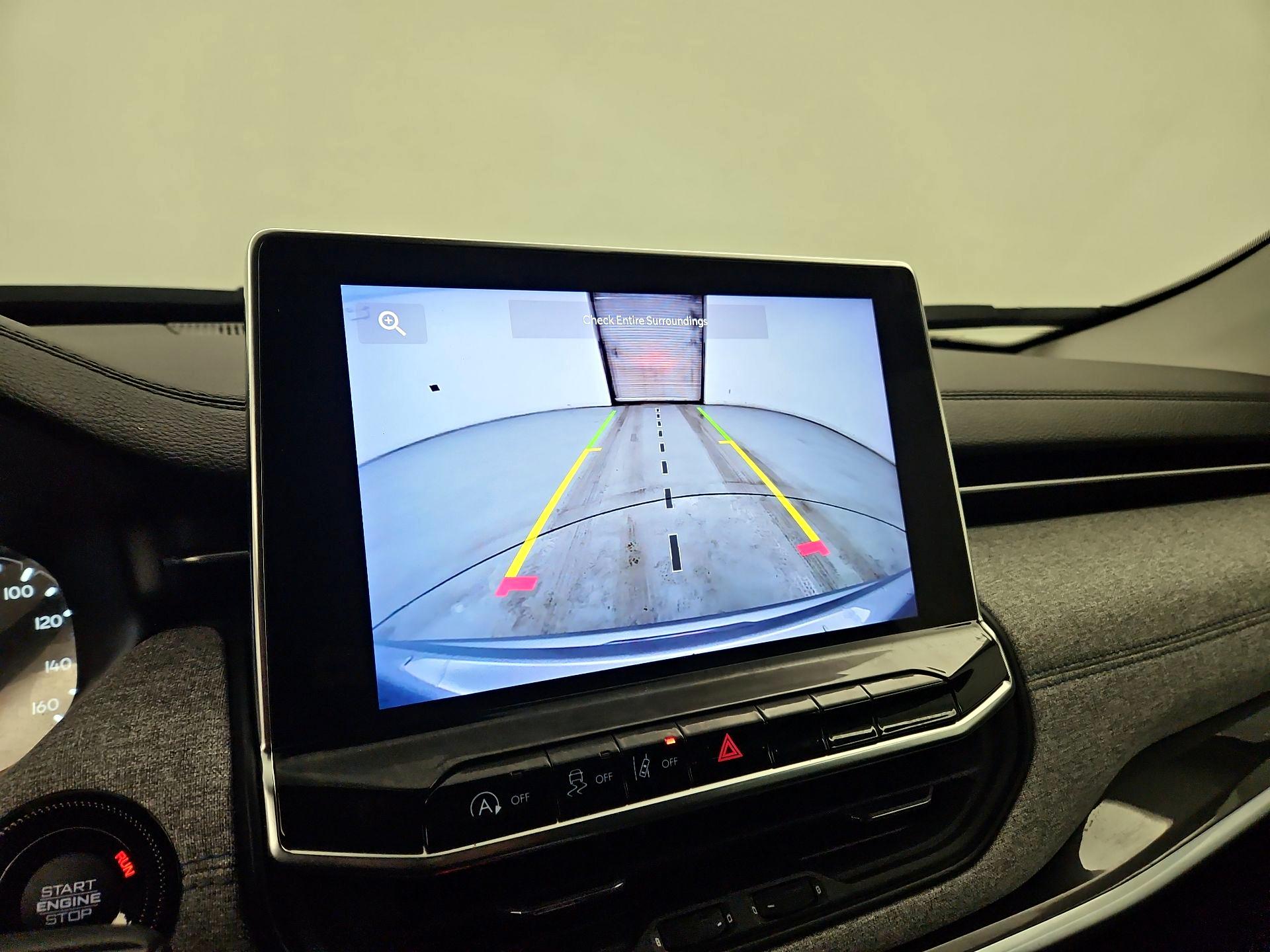 Thumbnail: 2022 Jeep Compass - 14