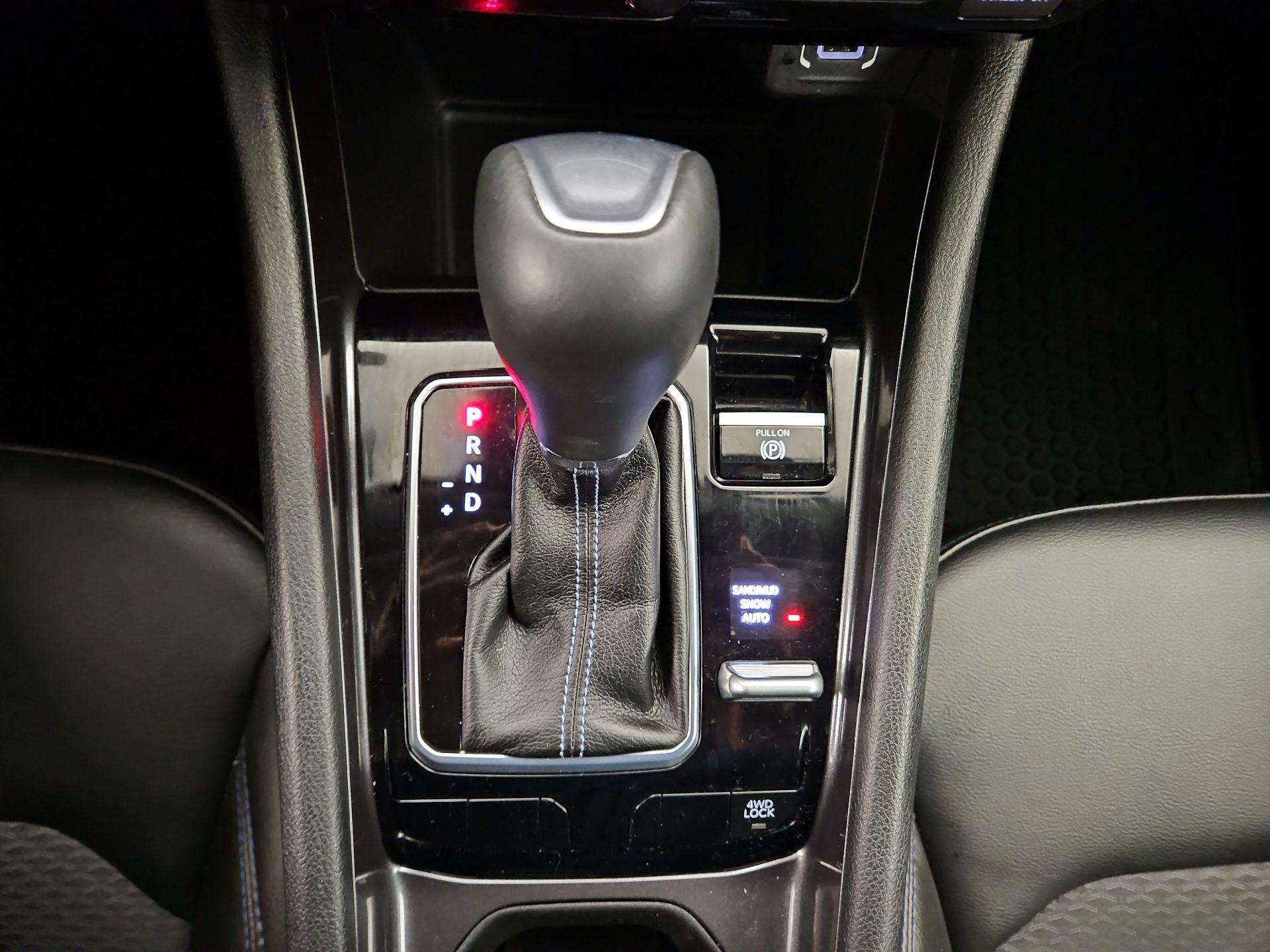 Thumbnail: 2022 Jeep Compass - 17