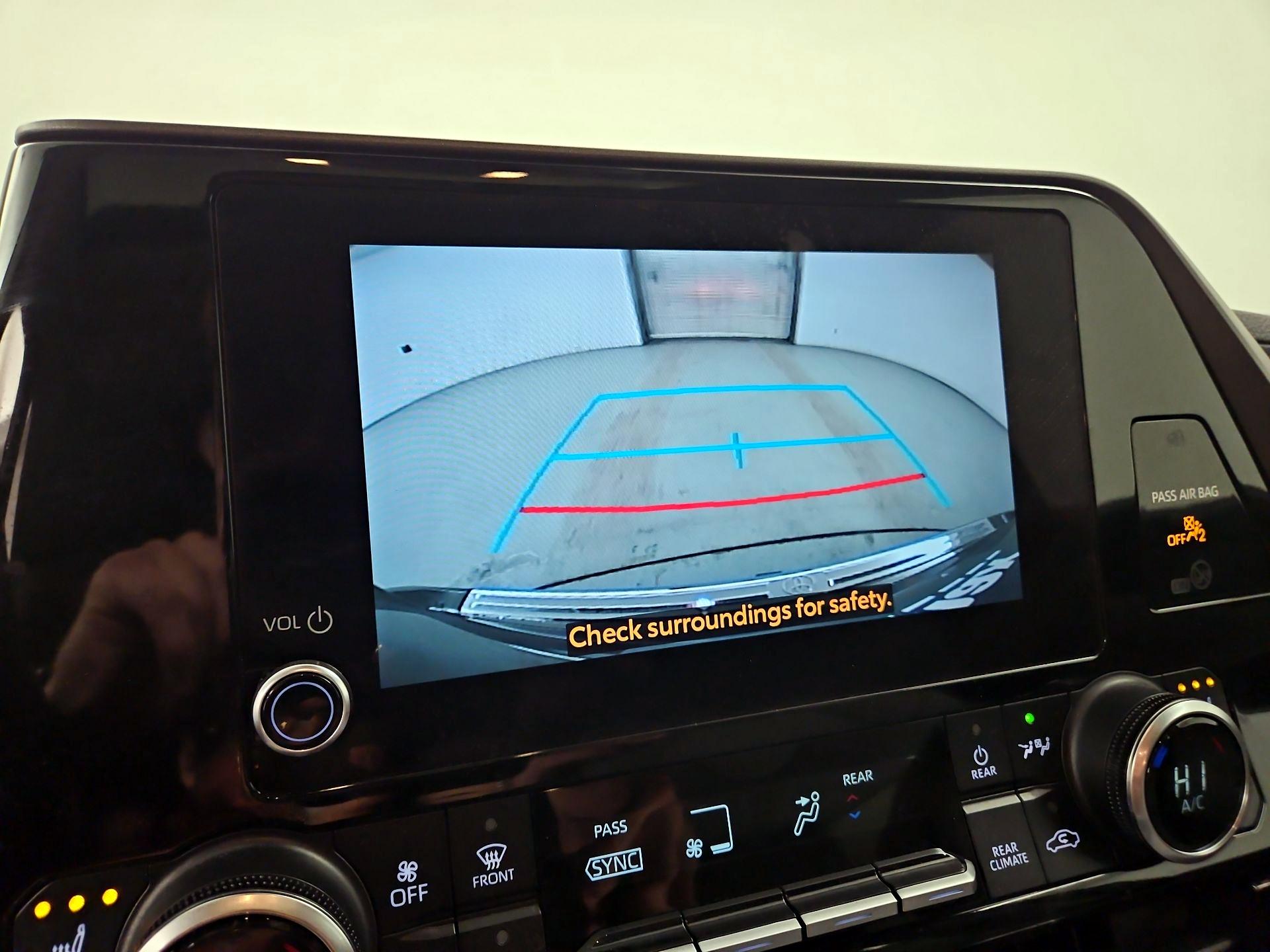 Thumbnail: 2024 Toyota Highlander - 14