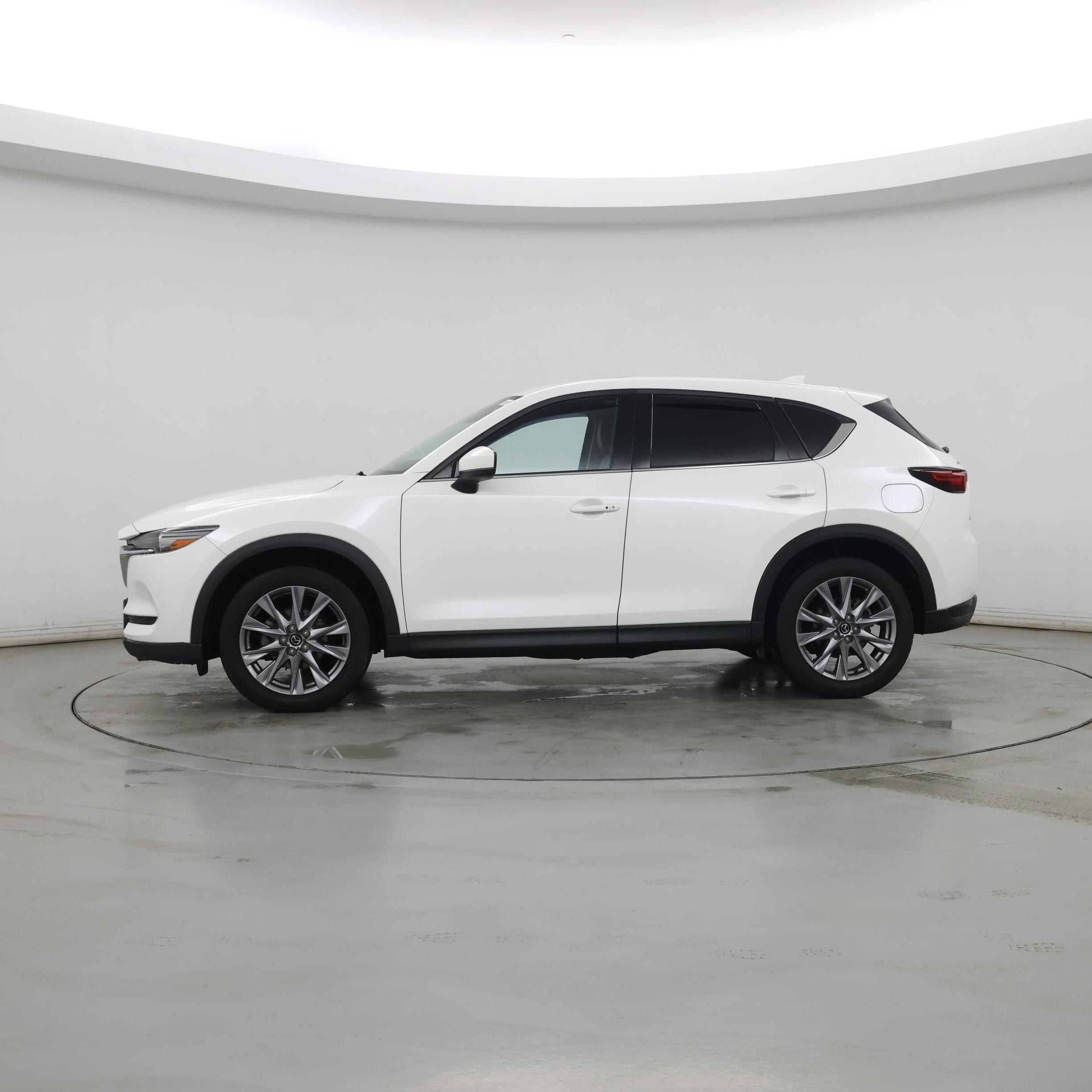 Thumbnail: 2020 Mazda CX-5 - 3