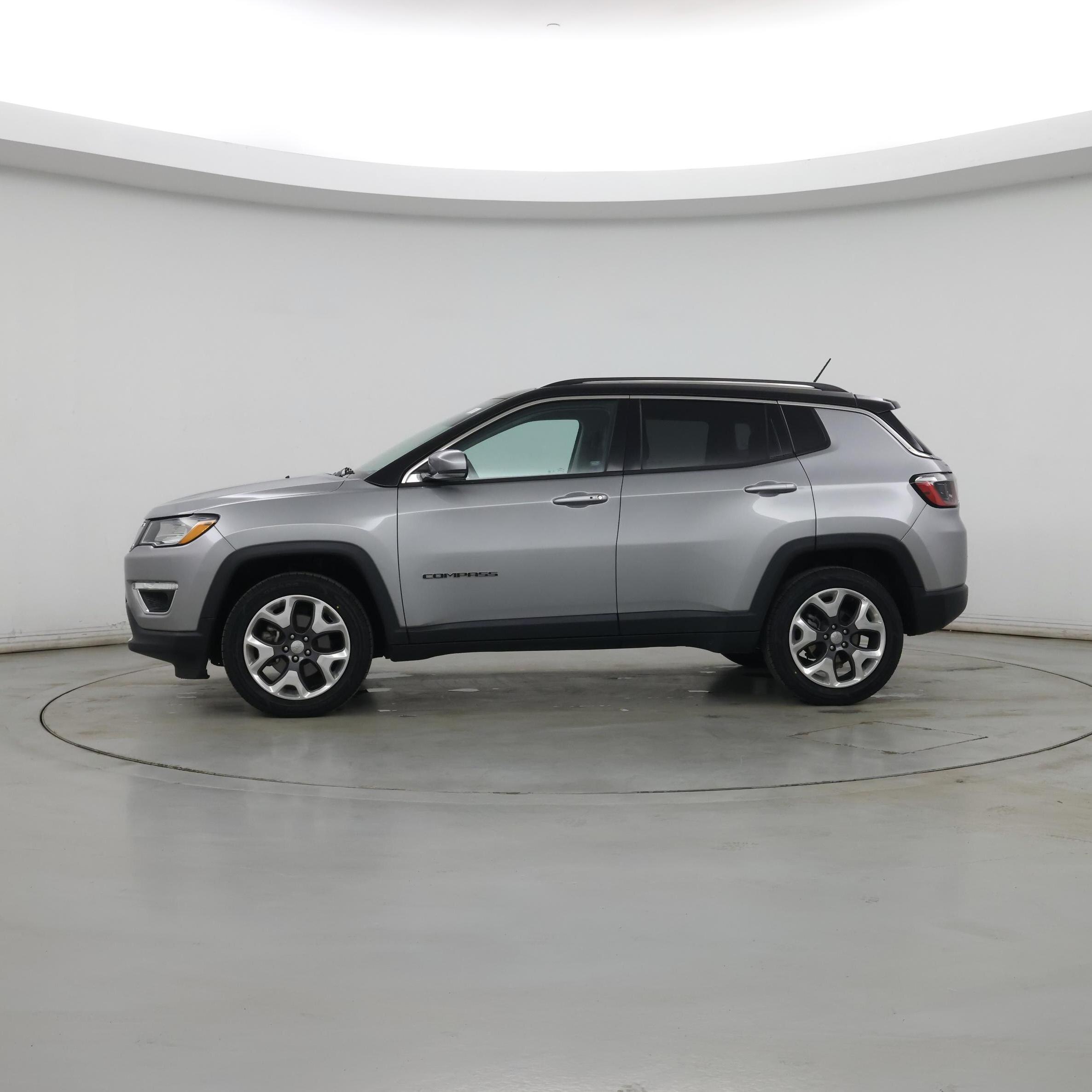 Thumbnail: 2021 Jeep Compass - 3