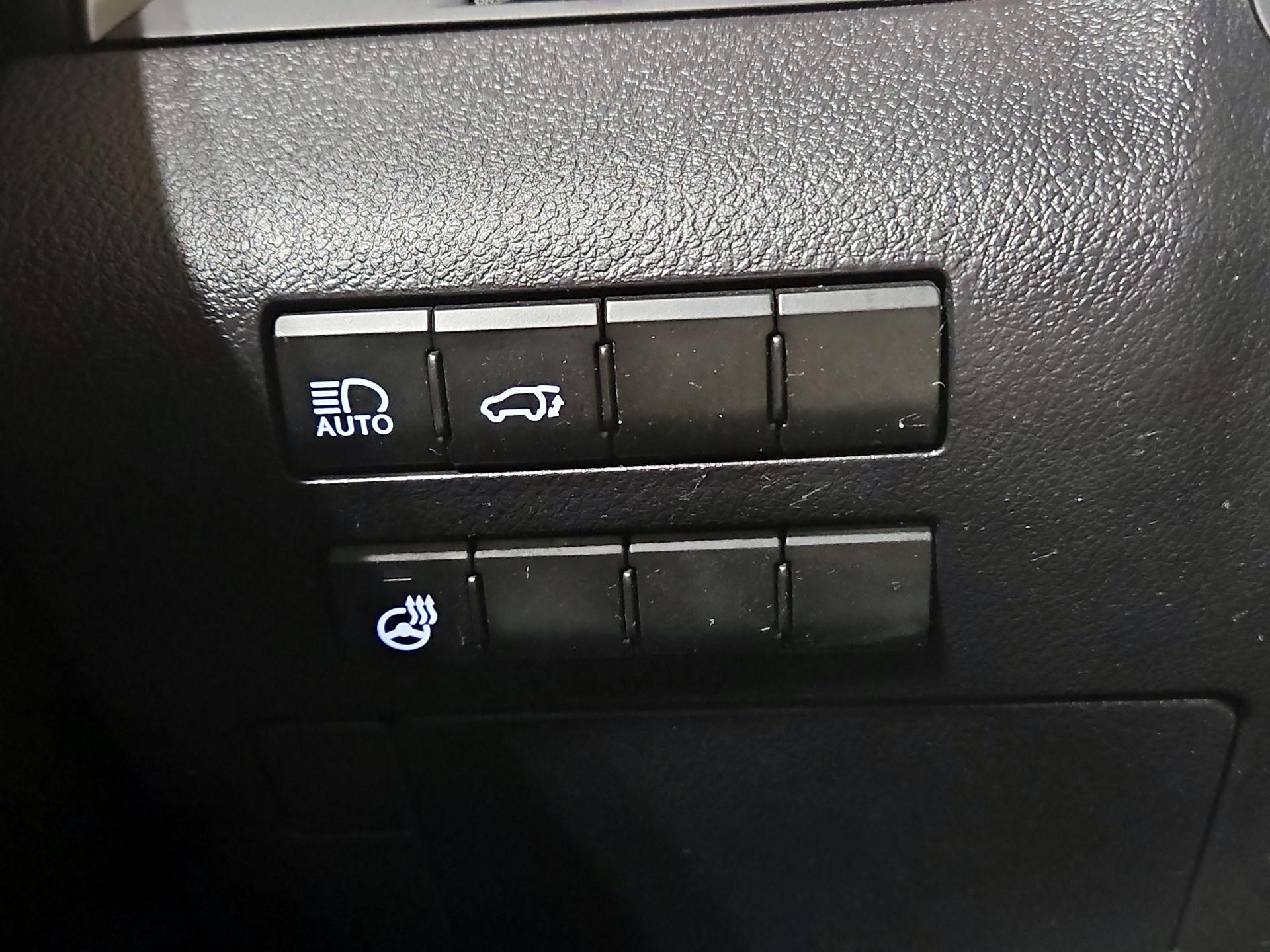 Thumbnail: 2016 Lexus RX - 13