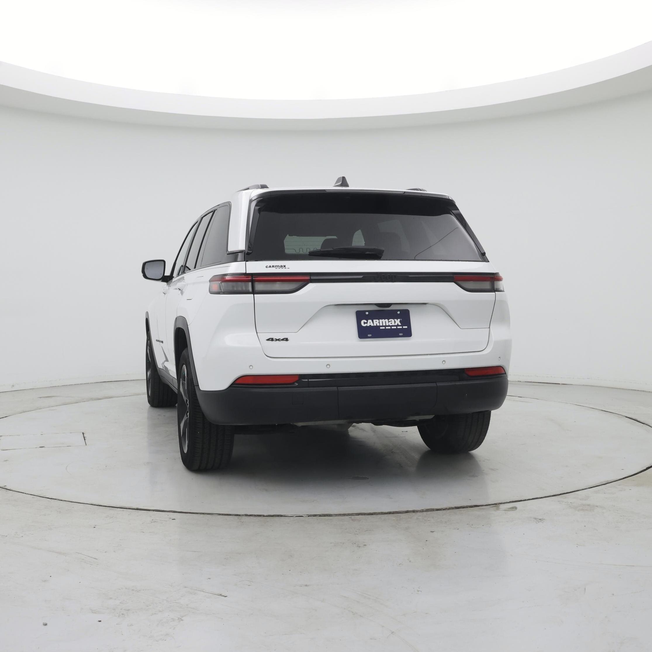 Thumbnail: 2023 Jeep Grand Cherokee - 6