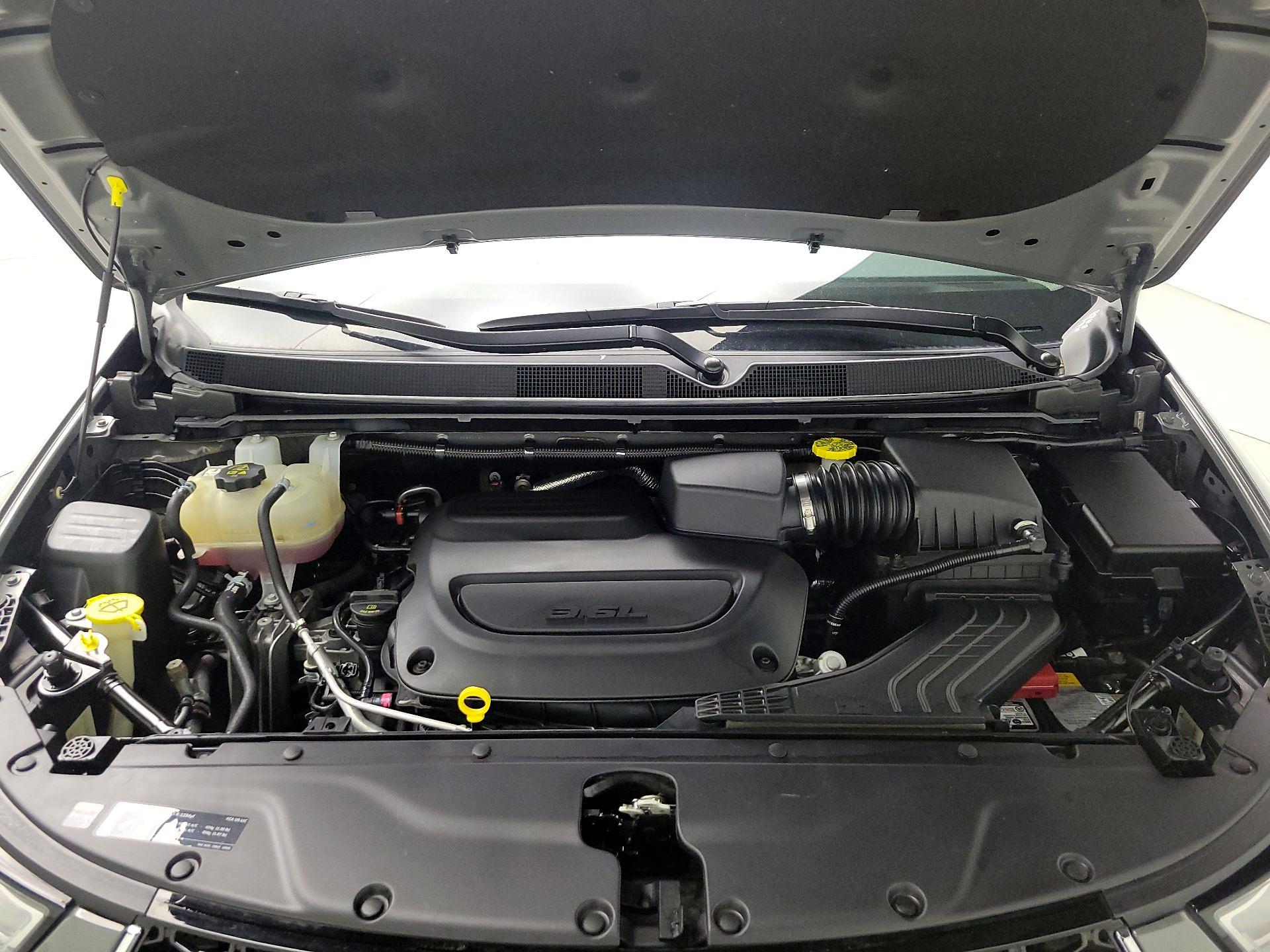 Thumbnail: 2023 Chrysler Pacifica - 20