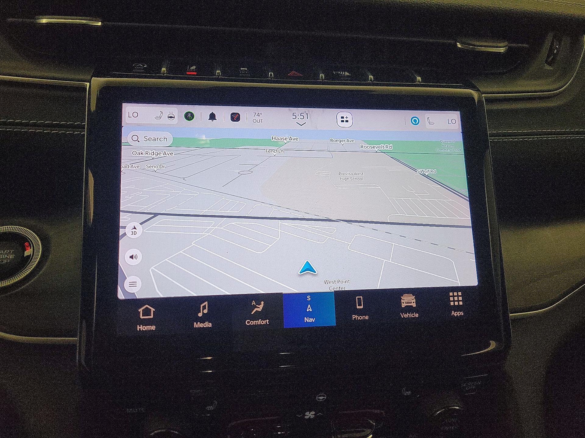 Thumbnail: 2023 Jeep Grand Cherokee - 14