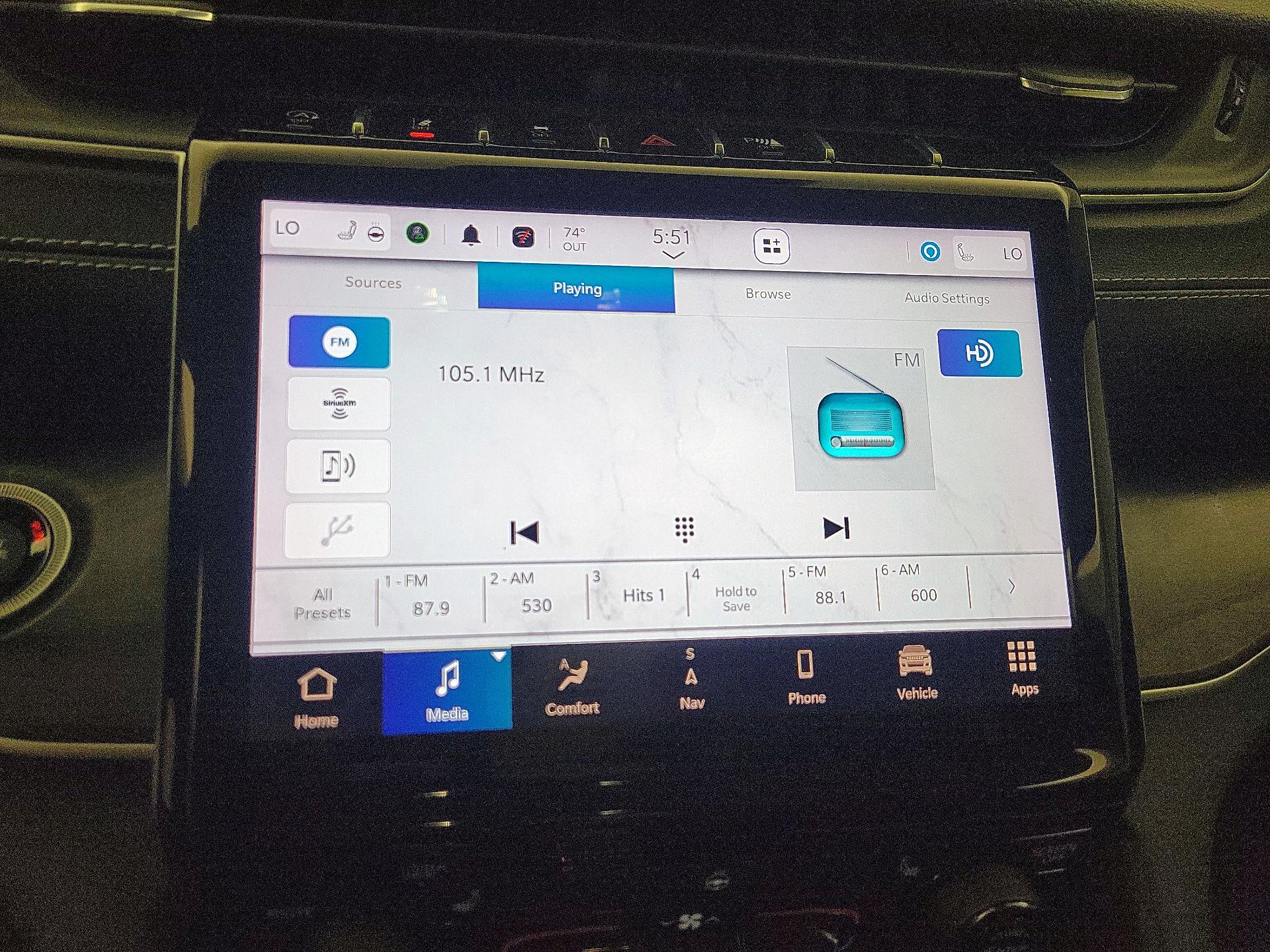 Thumbnail: 2023 Jeep Grand Cherokee - 16