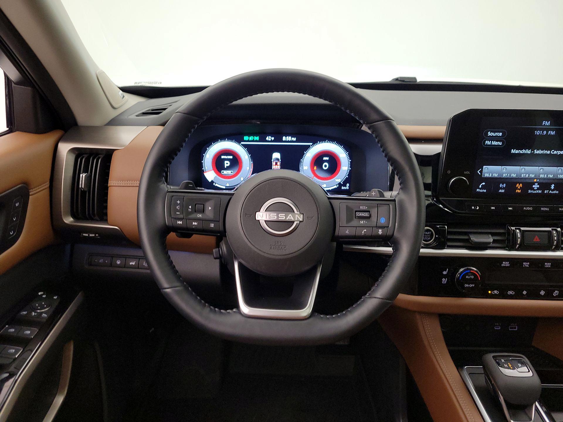 Thumbnail: 2023 Nissan Pathfinder - 10