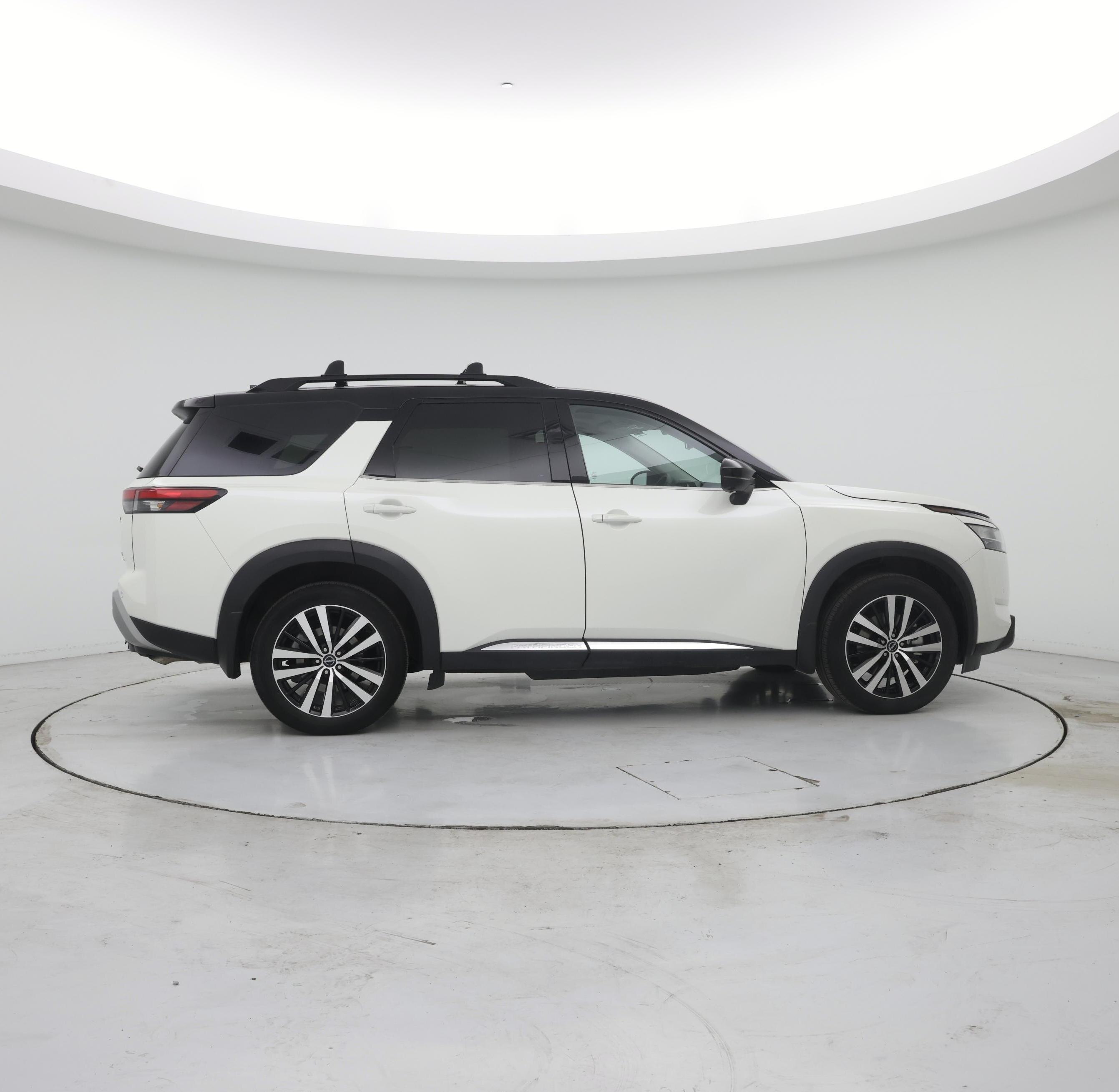 Thumbnail: 2023 Nissan Pathfinder - 7