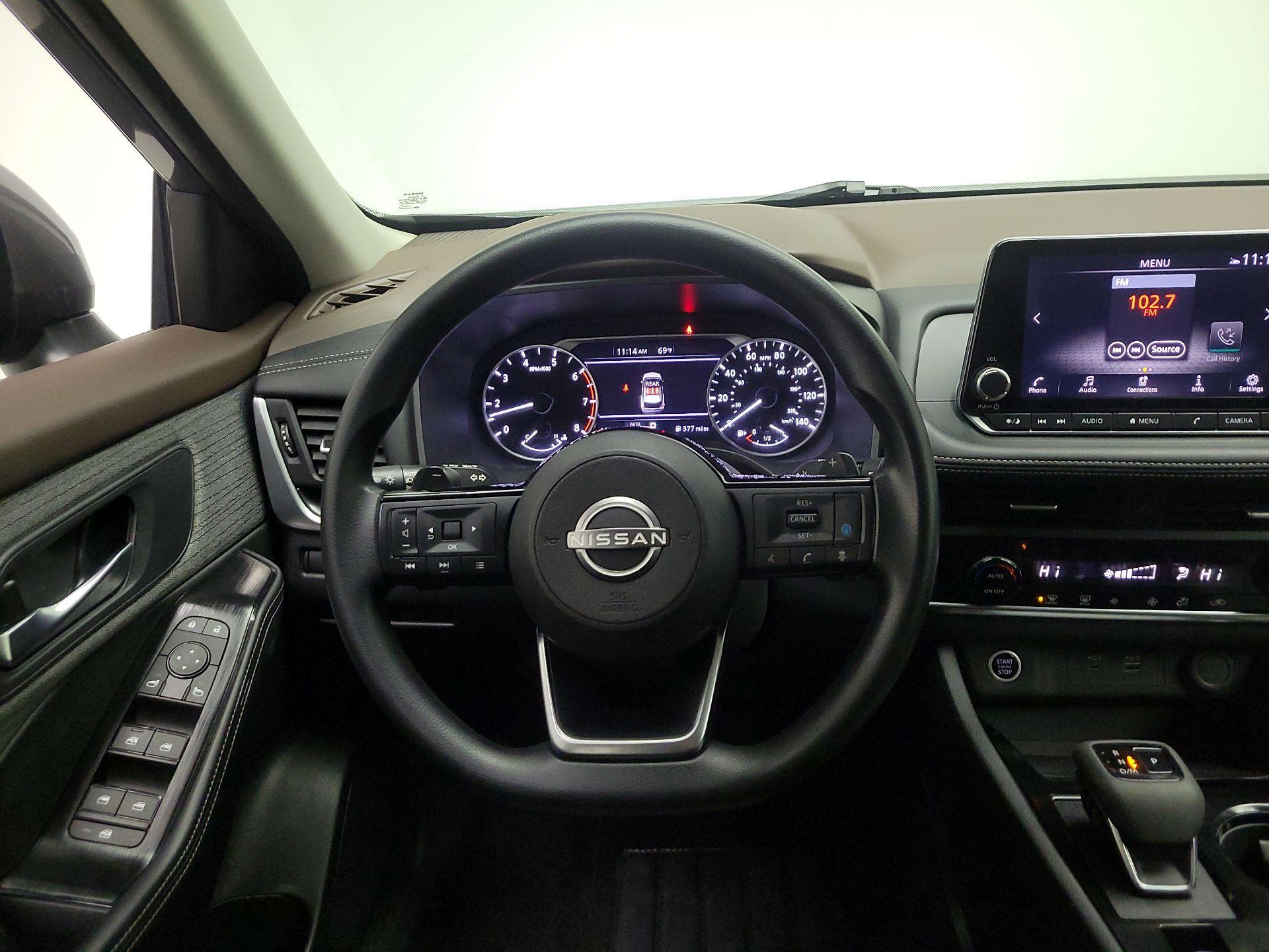 Thumbnail: 2023 Nissan Rogue - 10