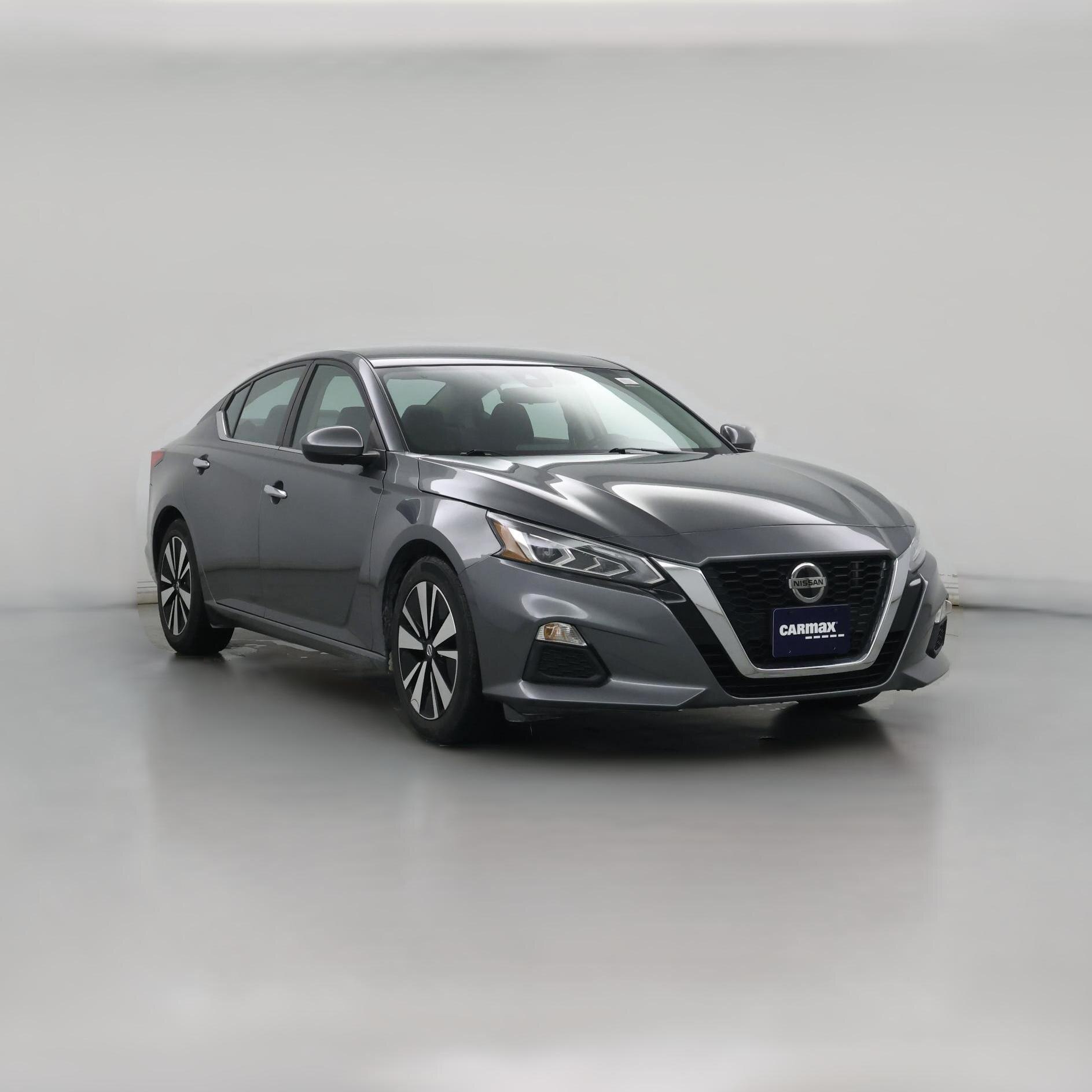Thumbnail: 2022 Nissan Altima - 1