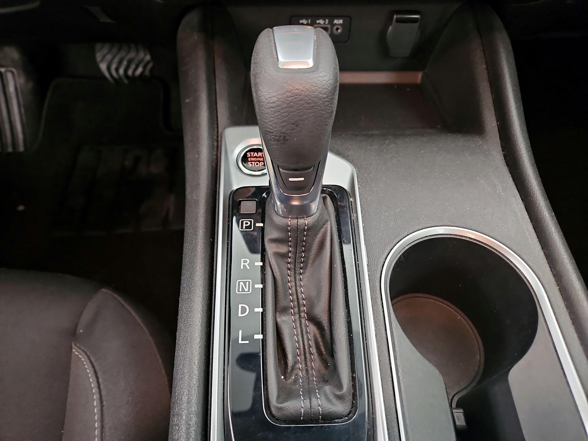 Thumbnail: 2022 Nissan Altima - 17