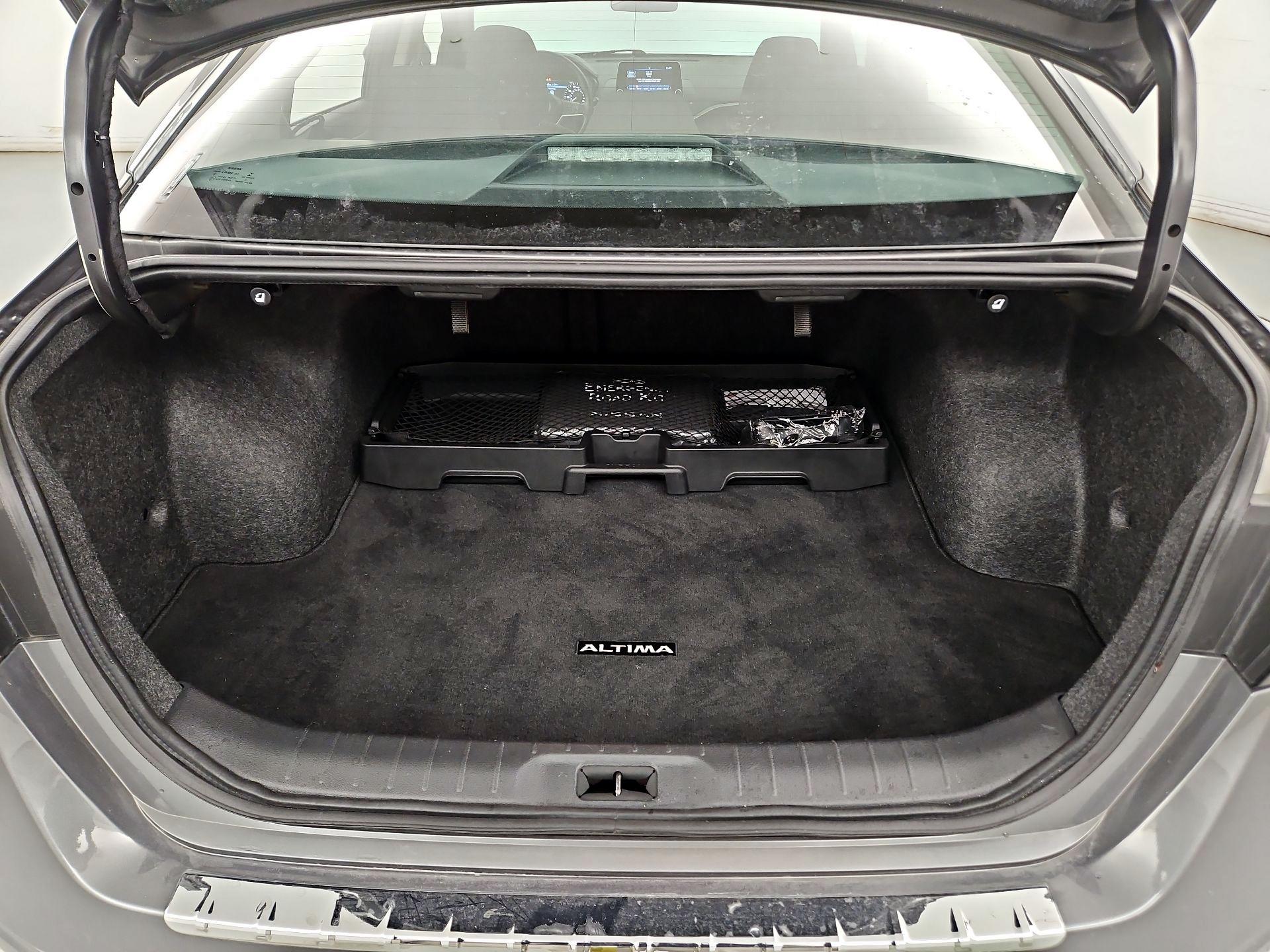 Thumbnail: 2022 Nissan Altima - 20