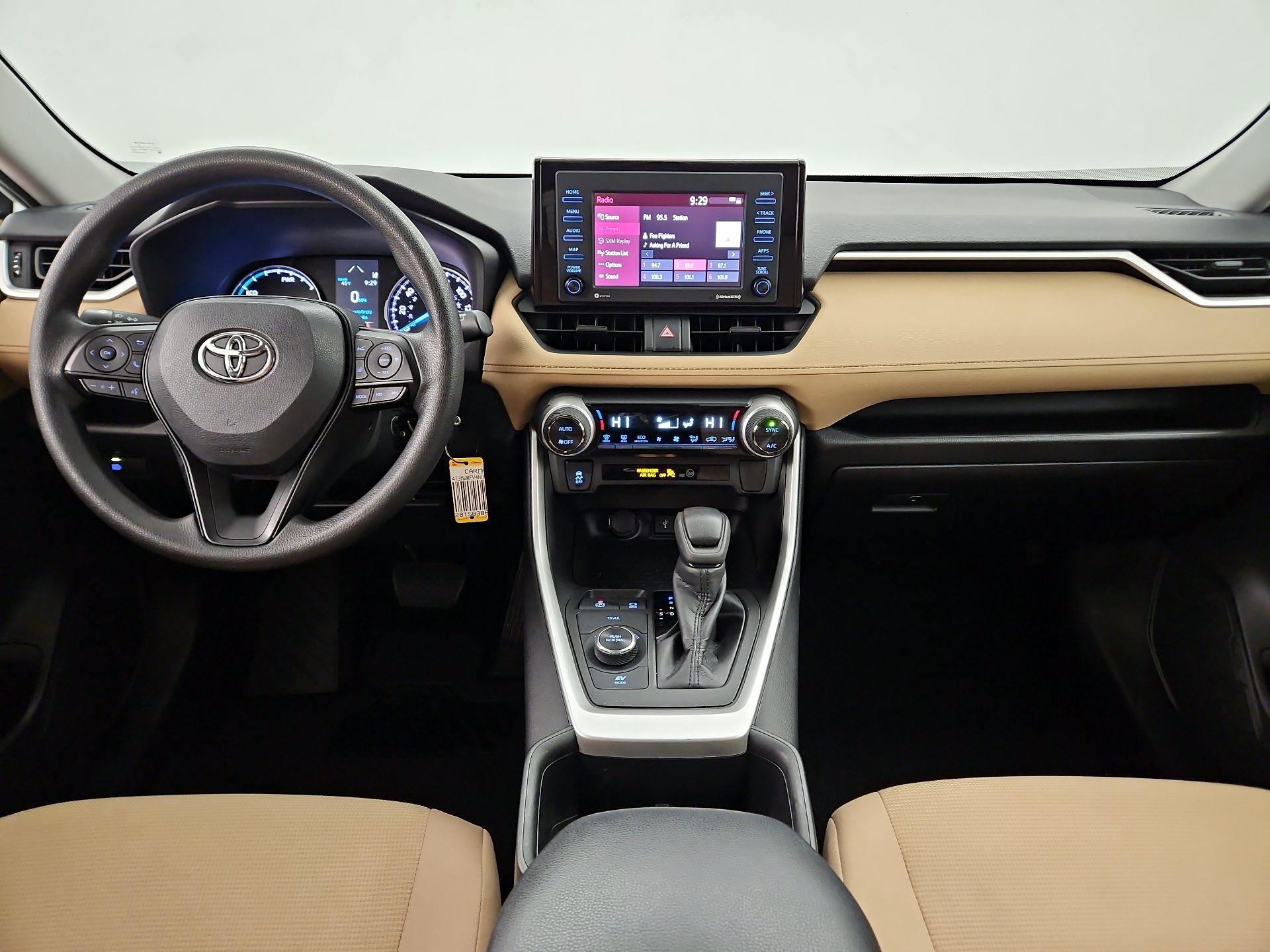 Thumbnail: 2022 Toyota RAV4 - 9