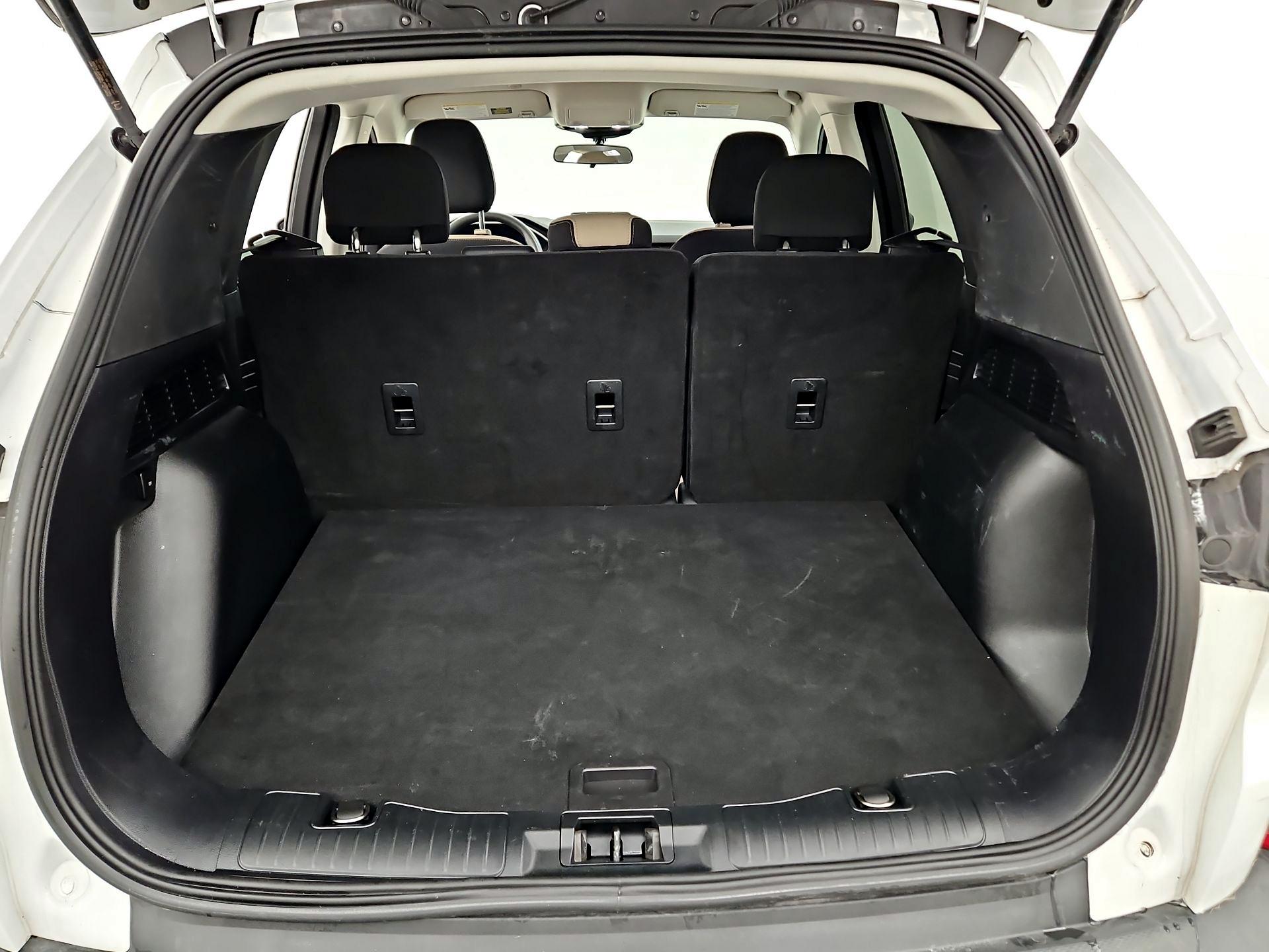 Thumbnail: 2022 Ford Escape - 20