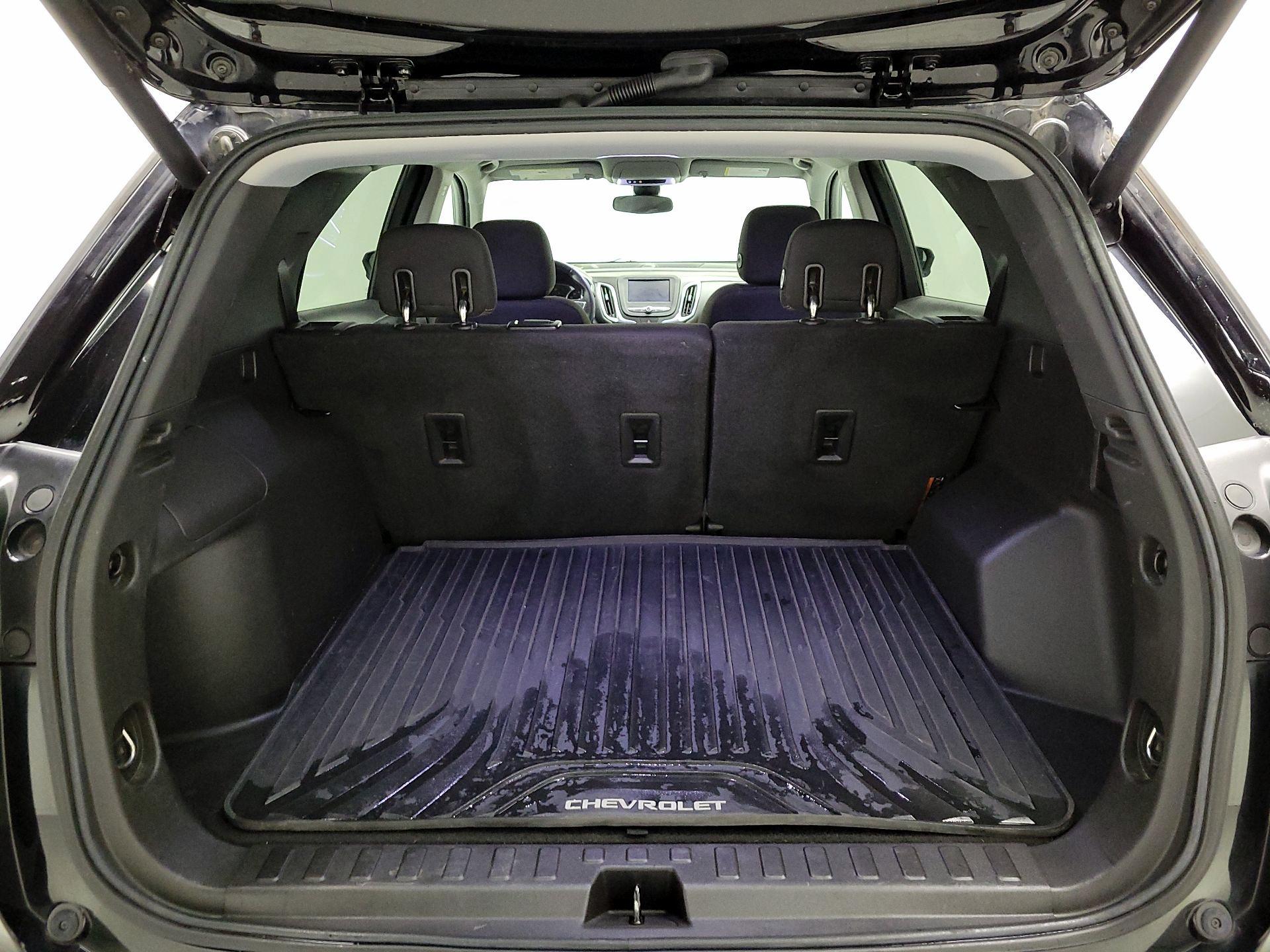 Thumbnail: 2020 Chevrolet Equinox - 20