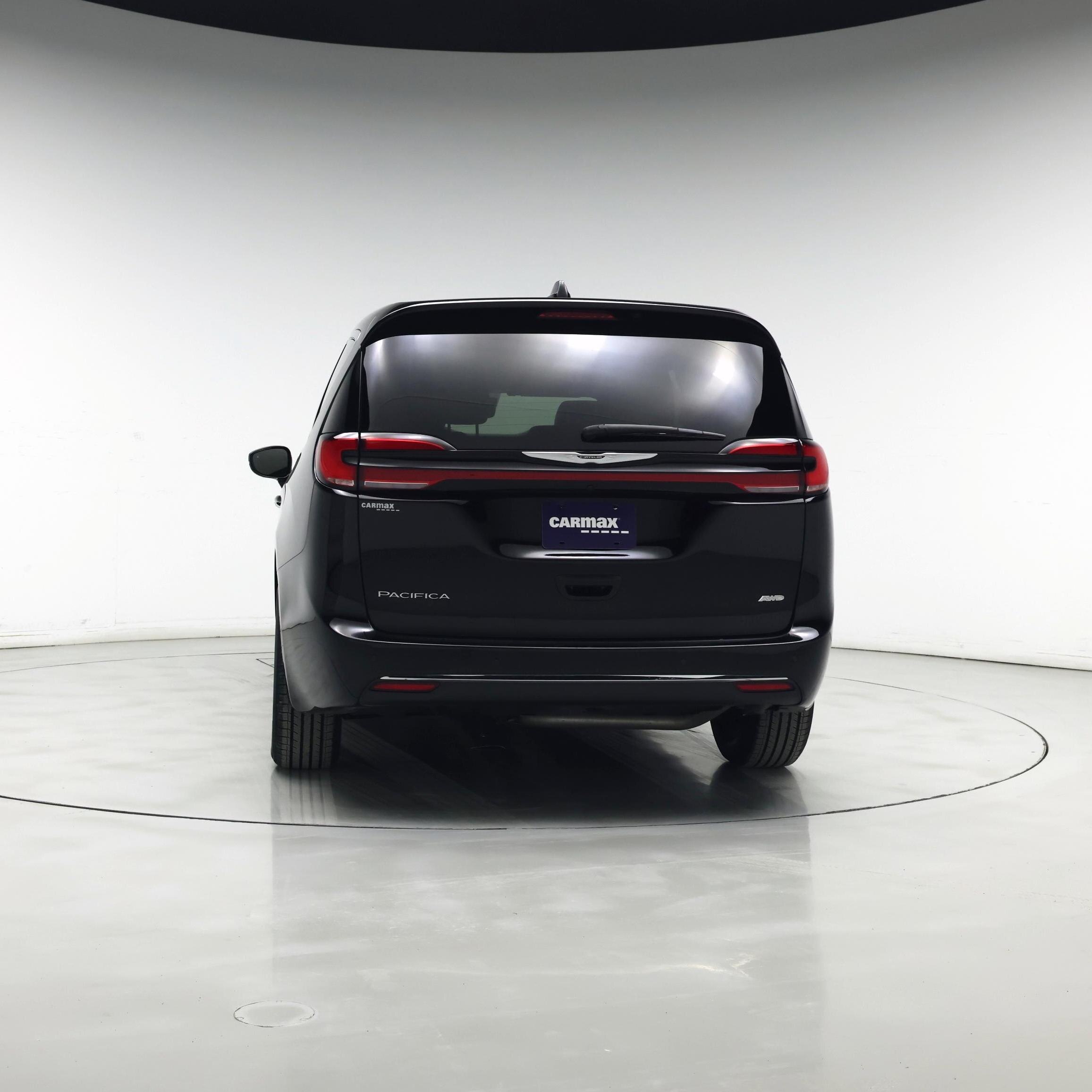 Thumbnail: 2024 Chrysler Pacifica - 6