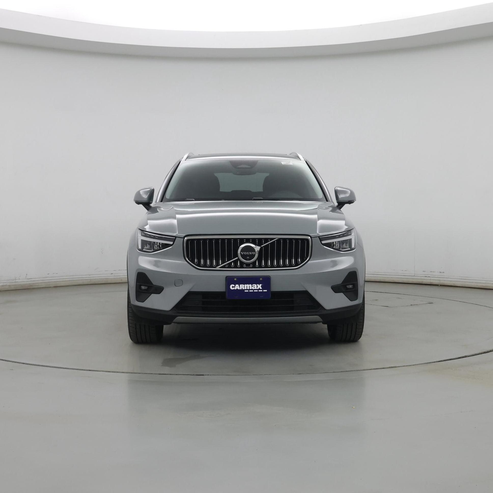 Thumbnail: 2025 Volvo XC40 - 5