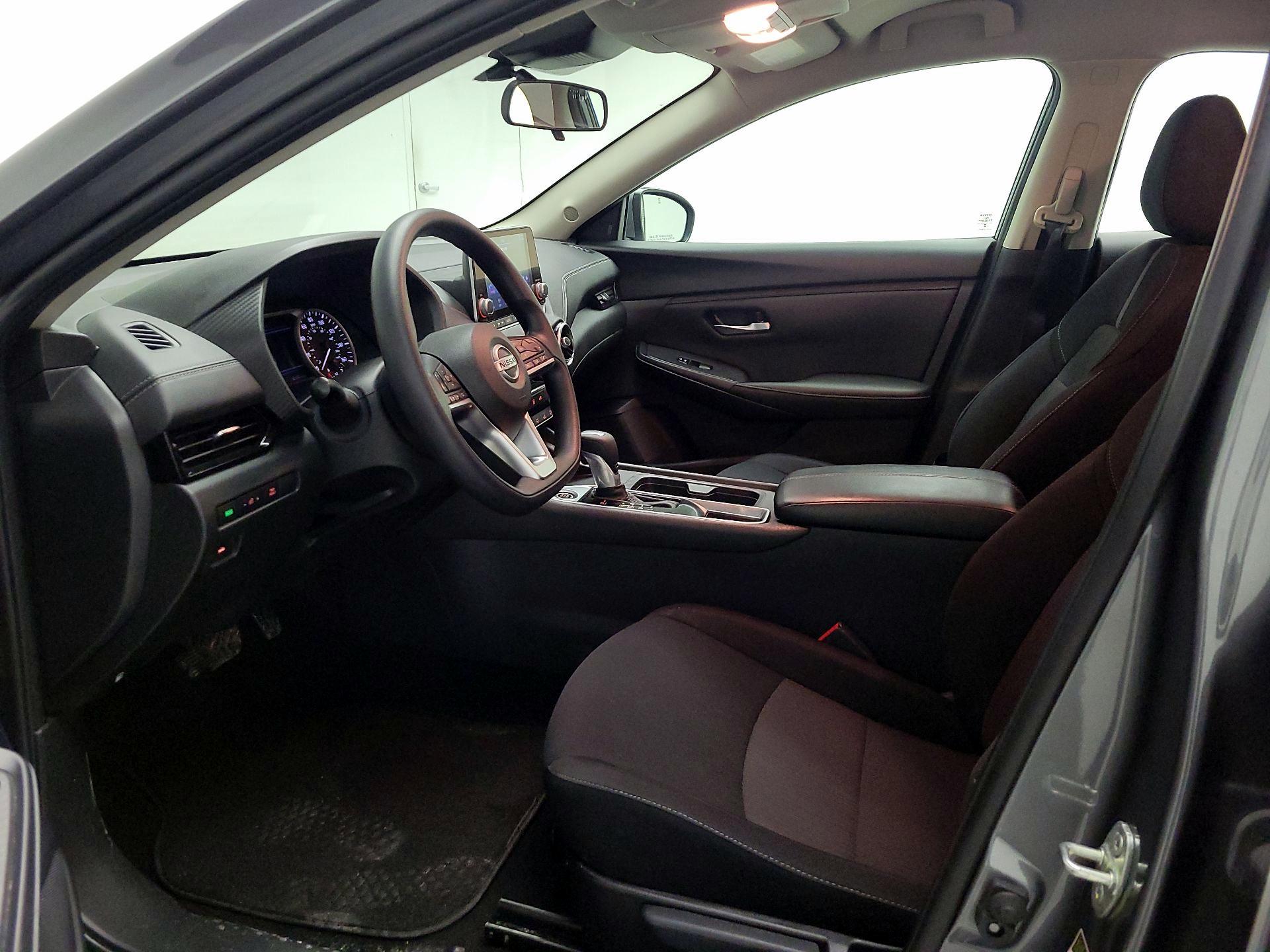 Thumbnail: 2023 Nissan Sentra - 11