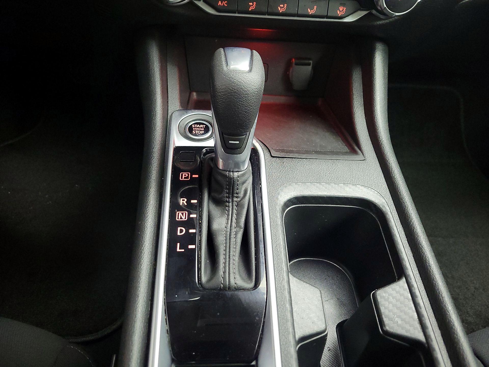 Thumbnail: 2023 Nissan Sentra - 16