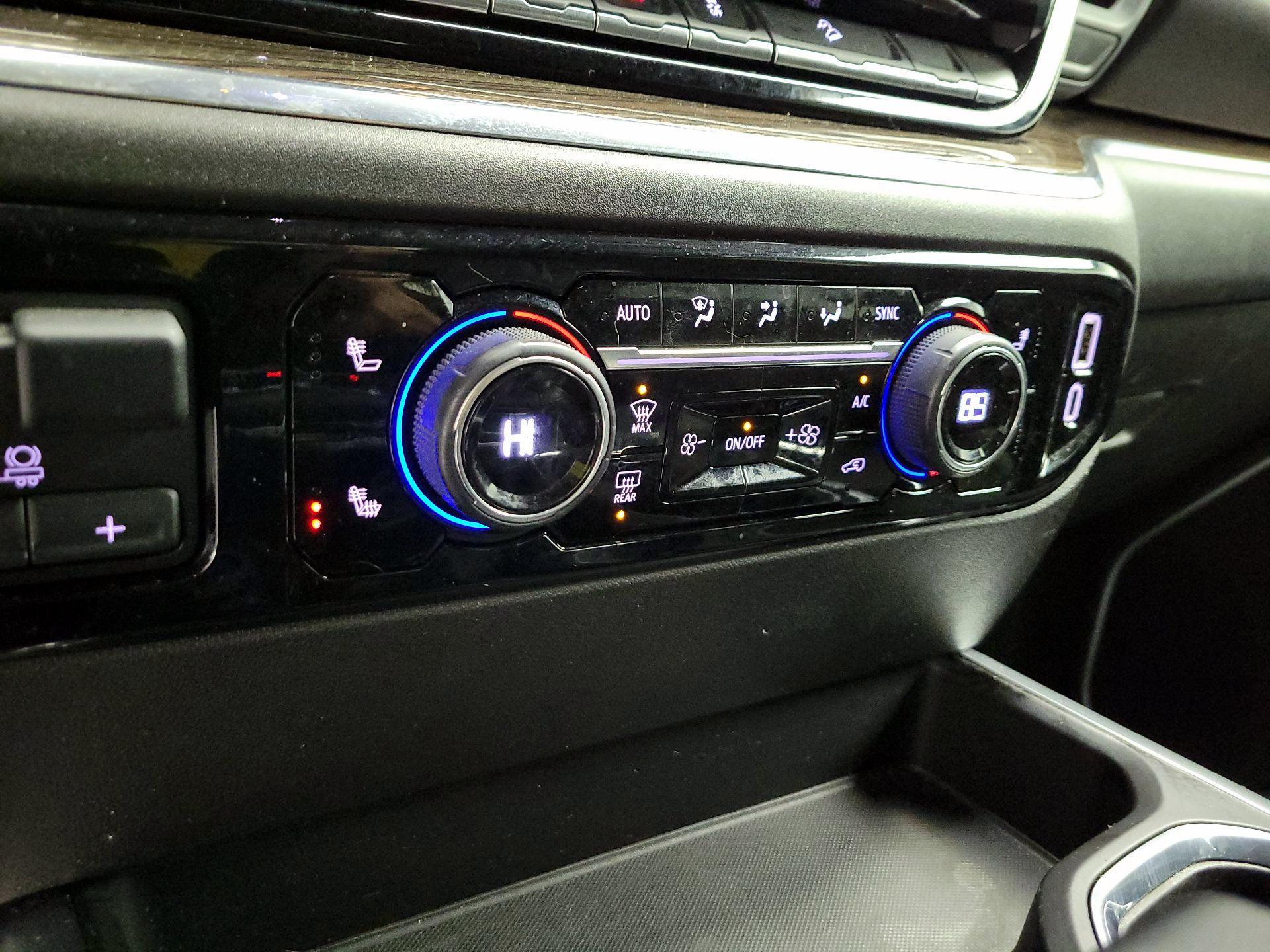 Thumbnail: 2024 Chevrolet Silverado 1500 - 16