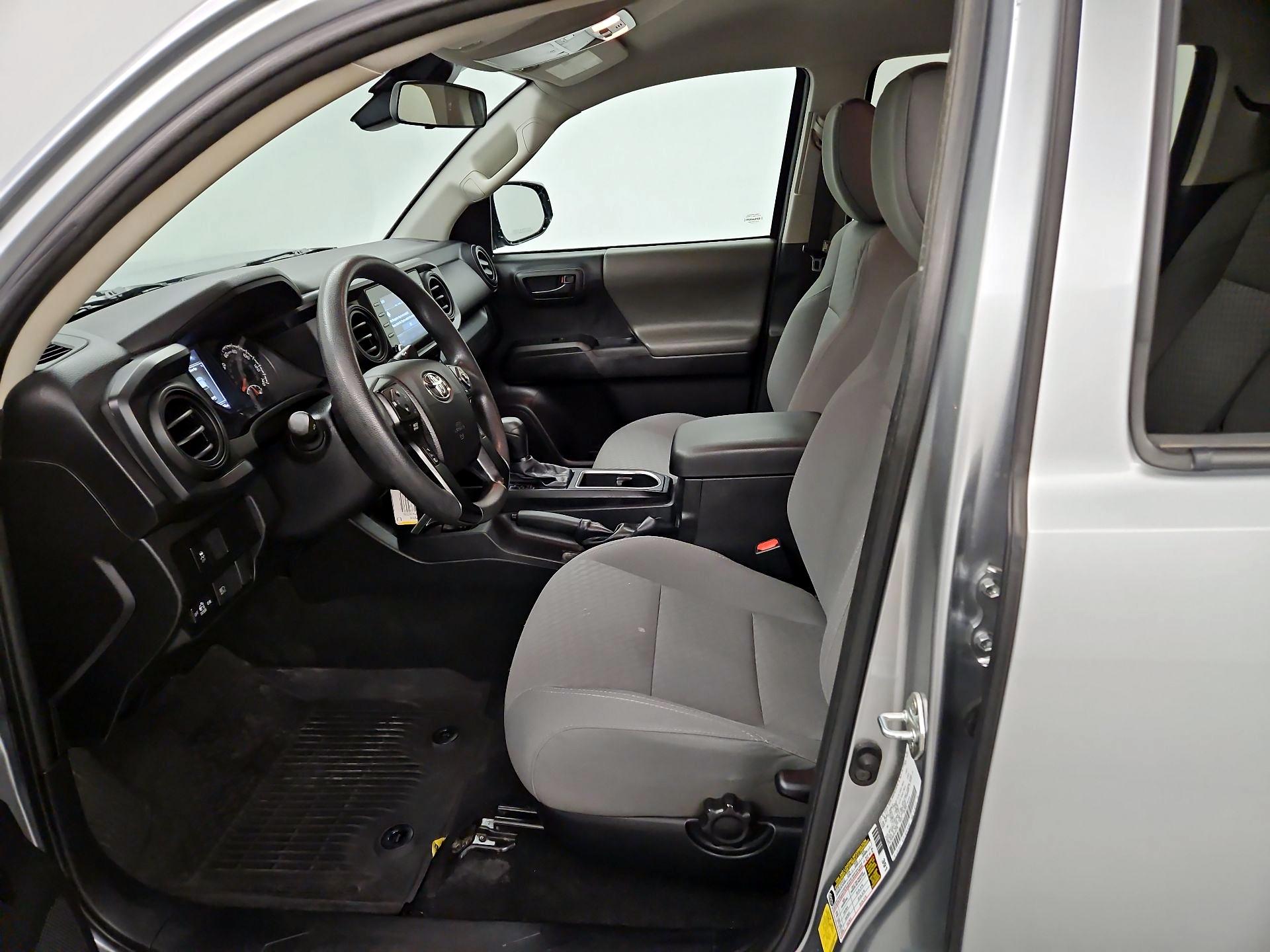 Thumbnail: 2022 Toyota Tacoma - 11