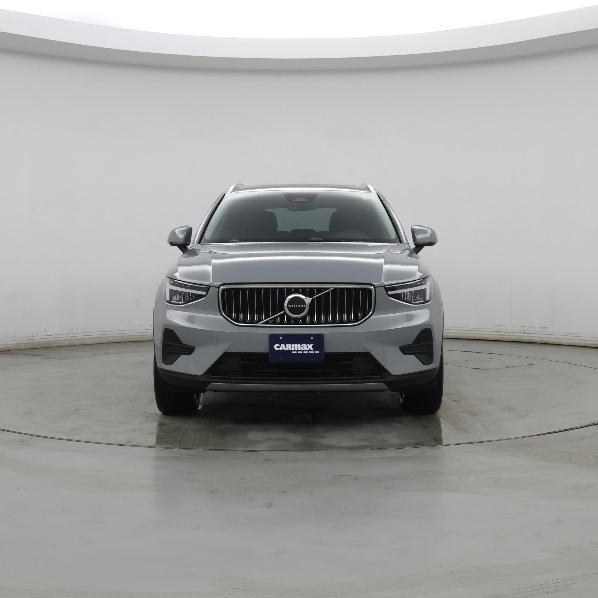 Thumbnail: 2025 Volvo XC40 - 5