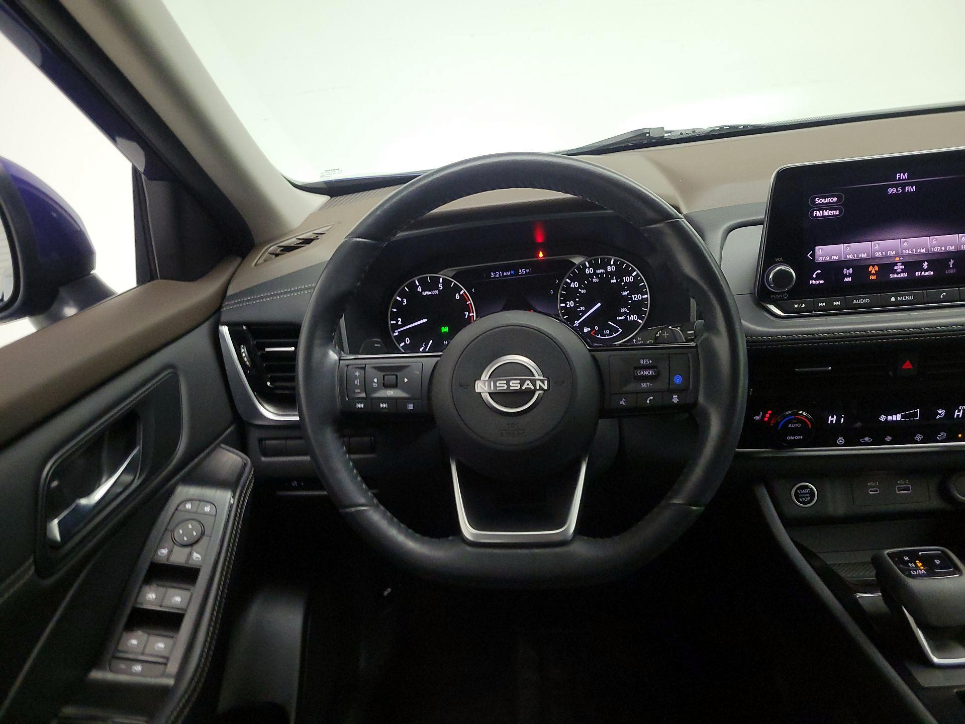 Thumbnail: 2022 Nissan Rogue - 10