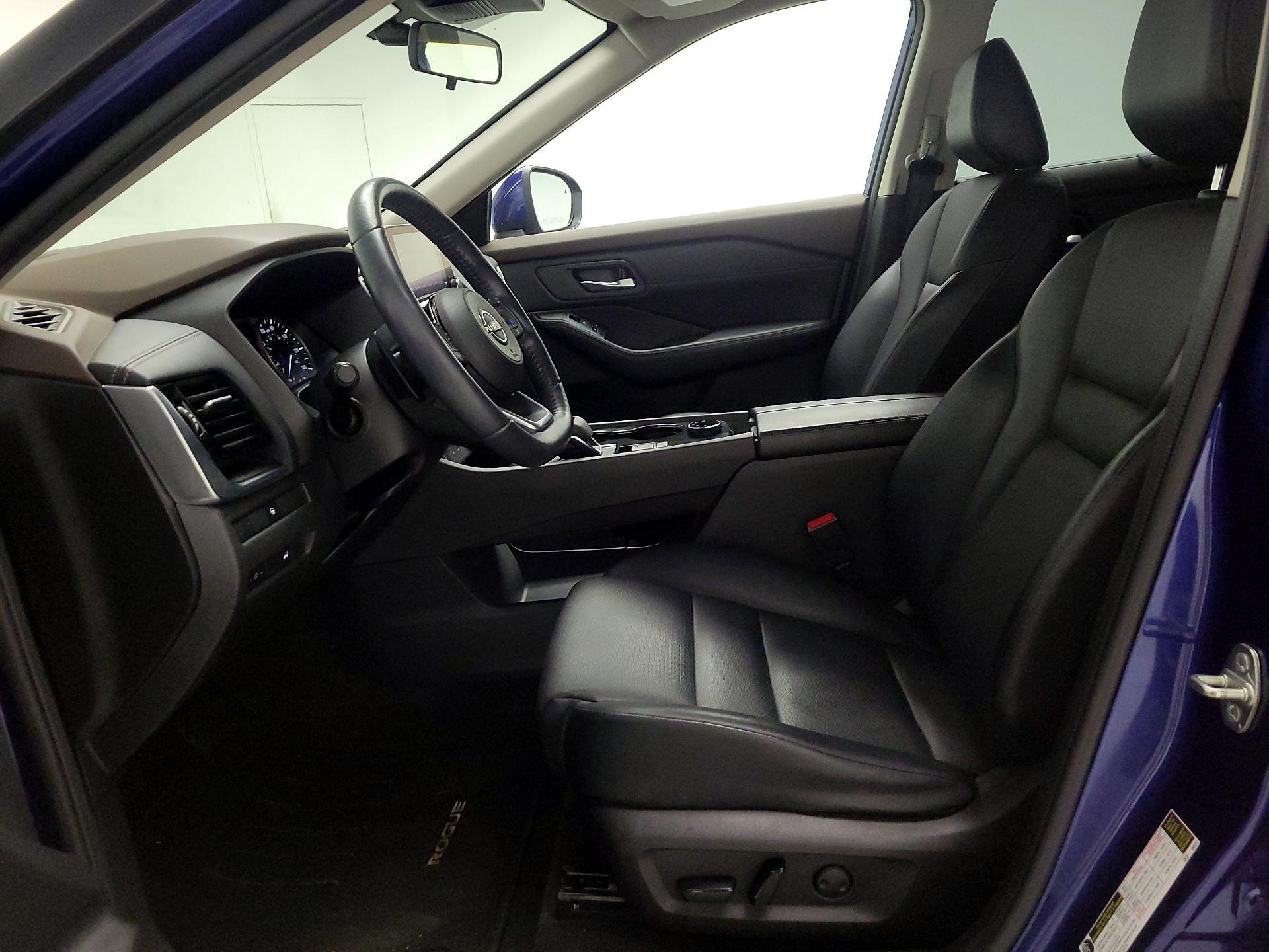 Thumbnail: 2022 Nissan Rogue - 11